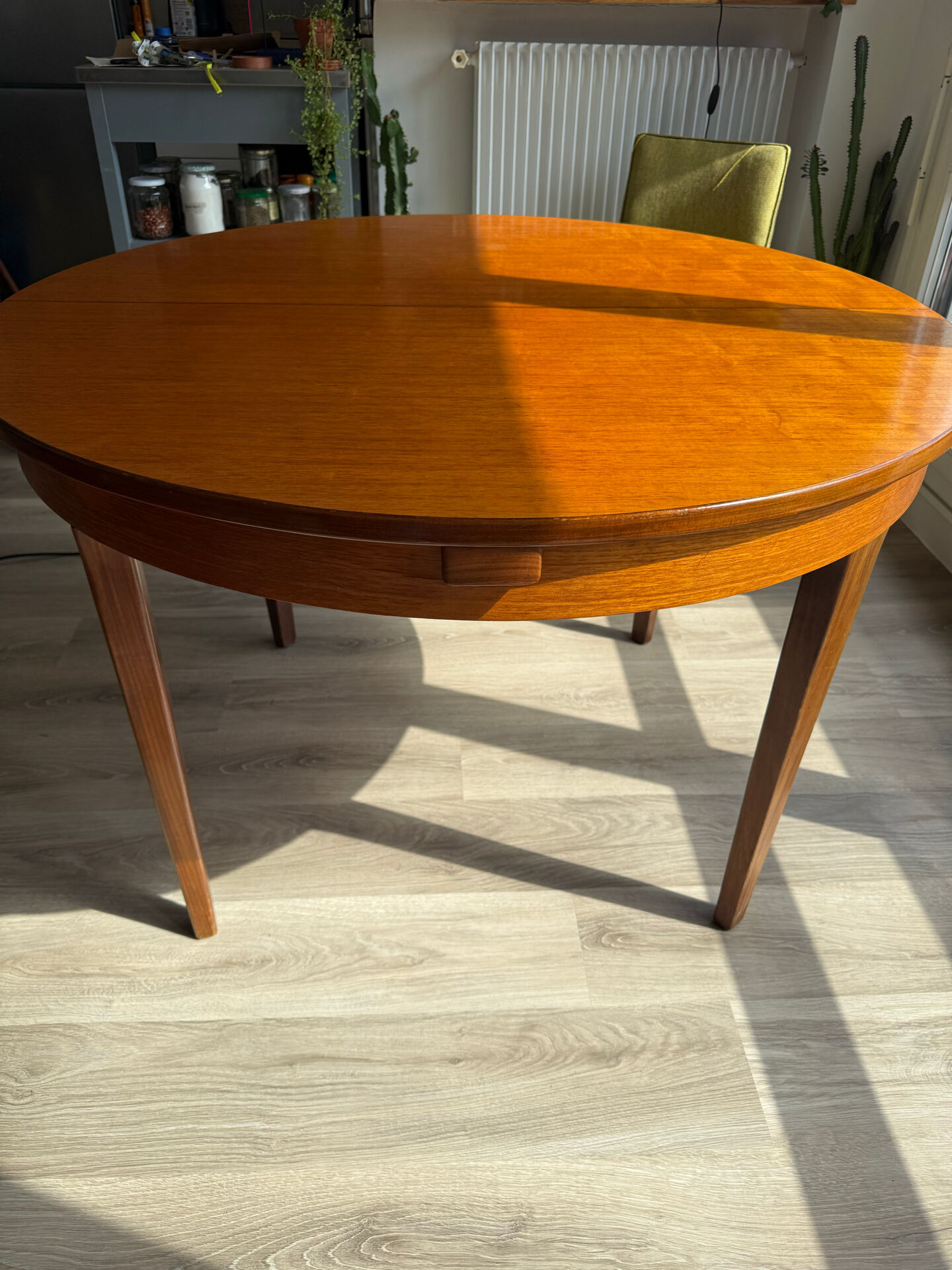 Round Dining Table