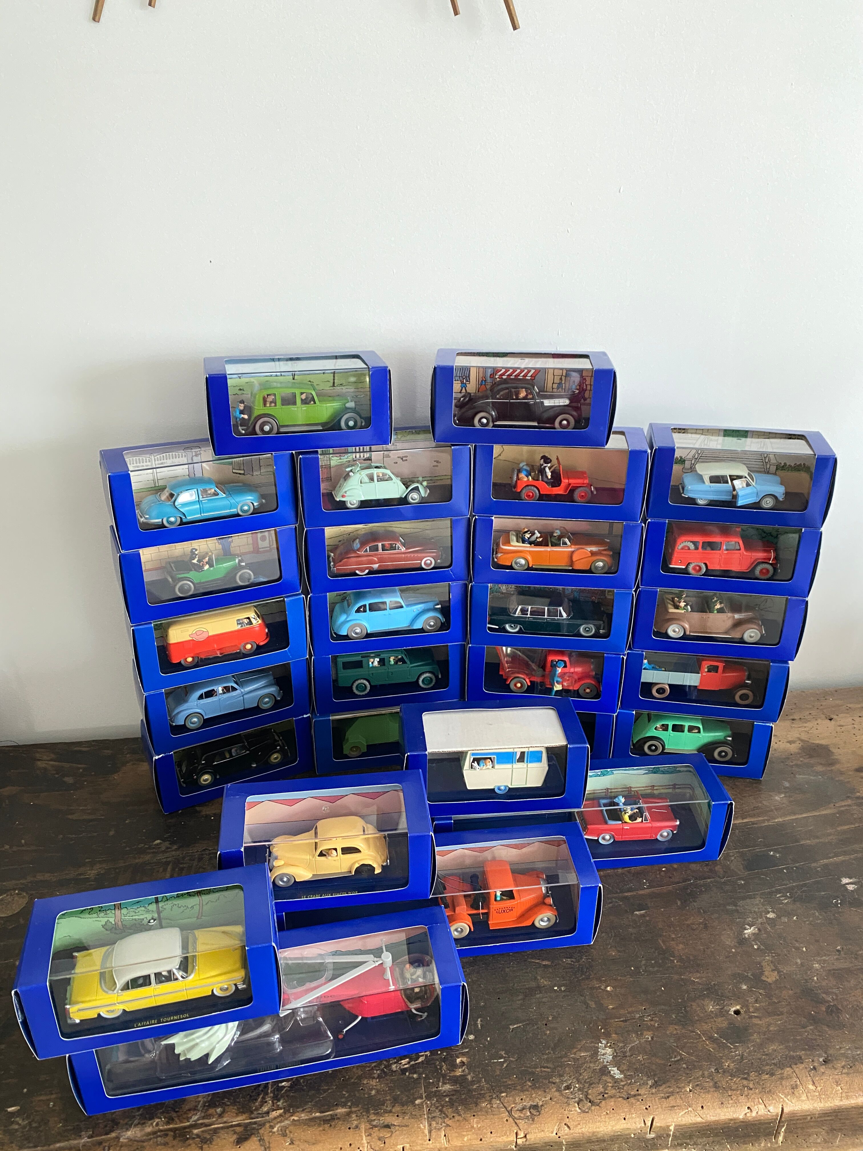 Classic cars "en voiture tintin" atlas edition