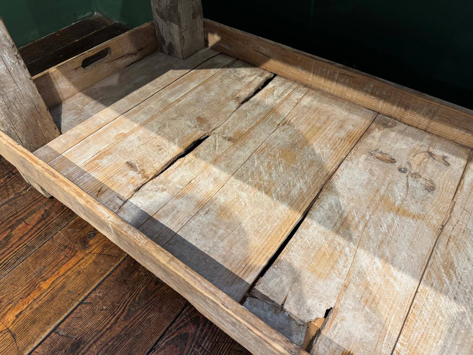 Craft table