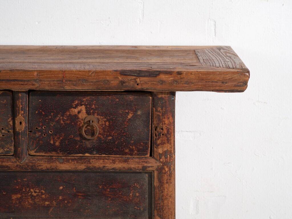 Antique Chinese console with three drawers and dark patina – China, circa 1900