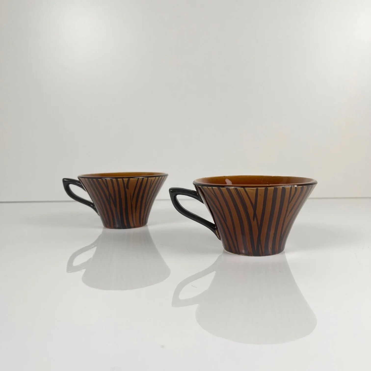 Coffee/tea cup duo "Domino", Sarreguemines, 1960