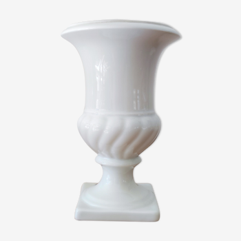 Vase médicis en porcelaine de Limoges