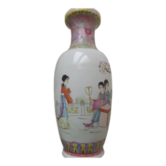 Vase chine porcelaine famille rose peint main et émaillé, femmes chinoises, marque jingdezhen, xx