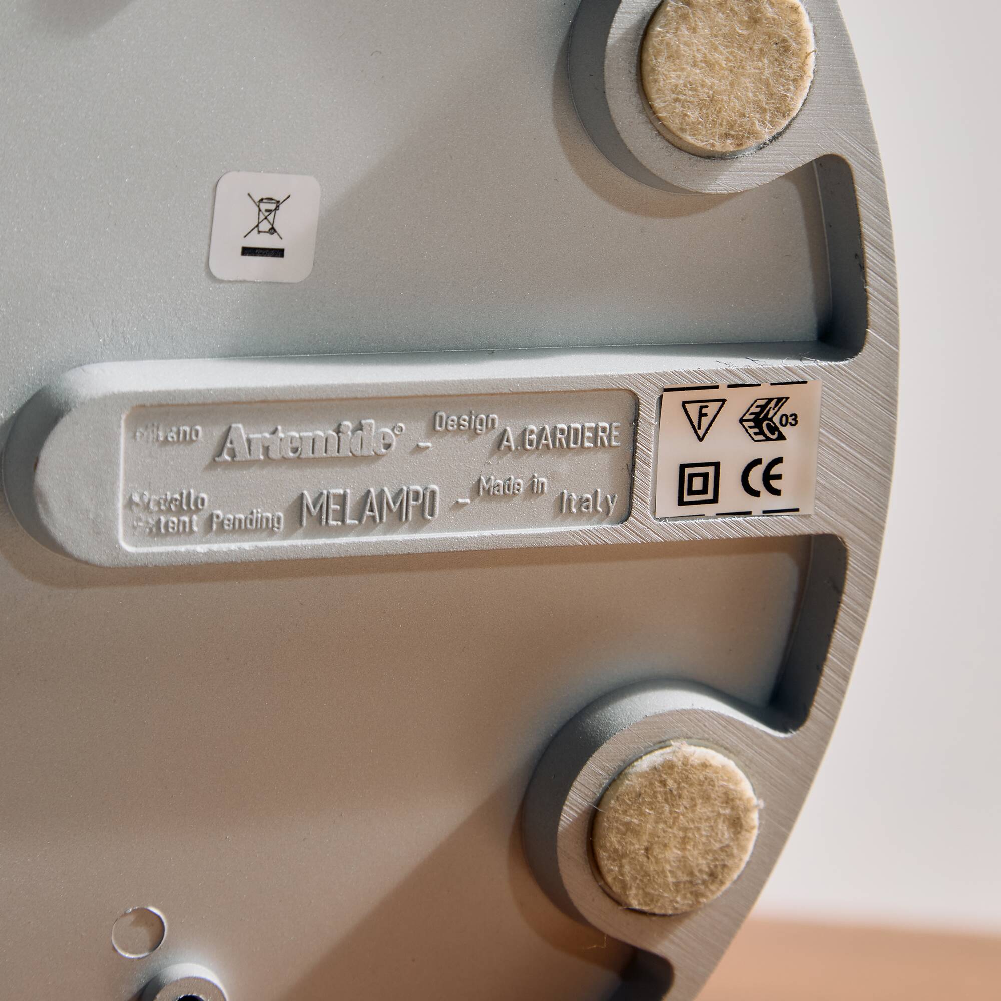 Melampo table lamp by Adrien Gardère for Artemide