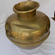 Brass pot