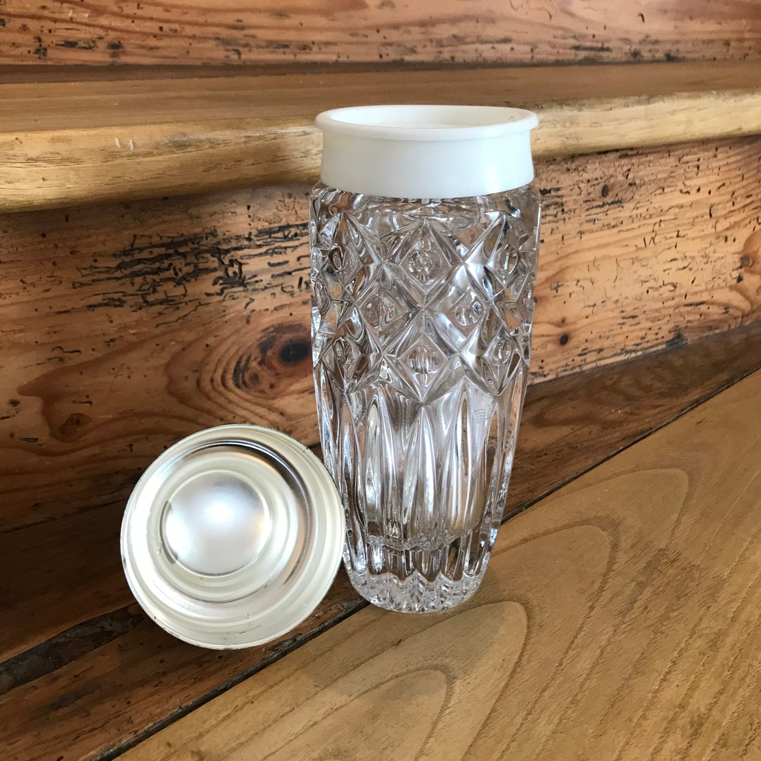 Crystal Shaker