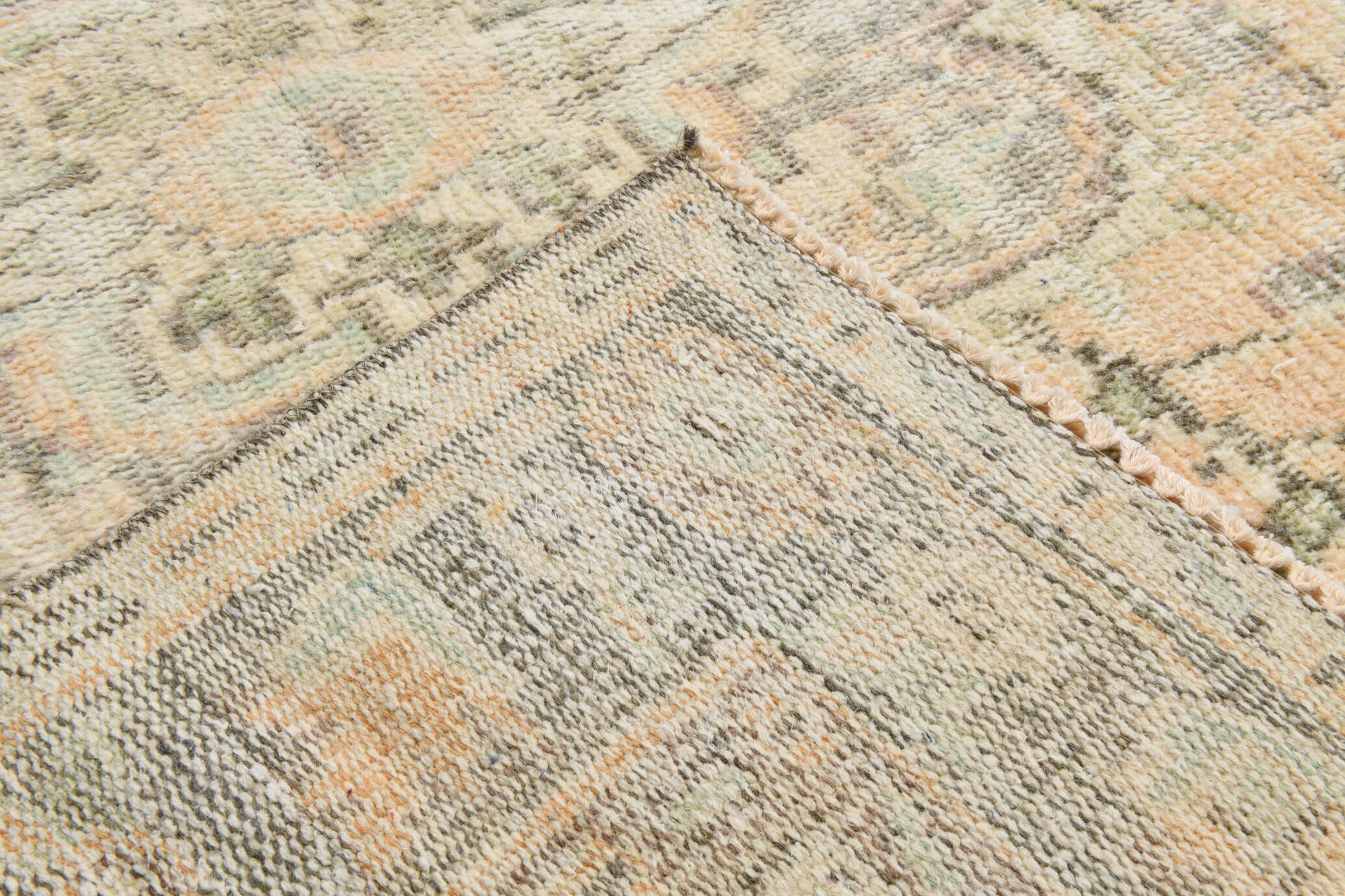 5x8 Vintage Light Yellow & Cream Classic Turkish Rug, 148x247Cm