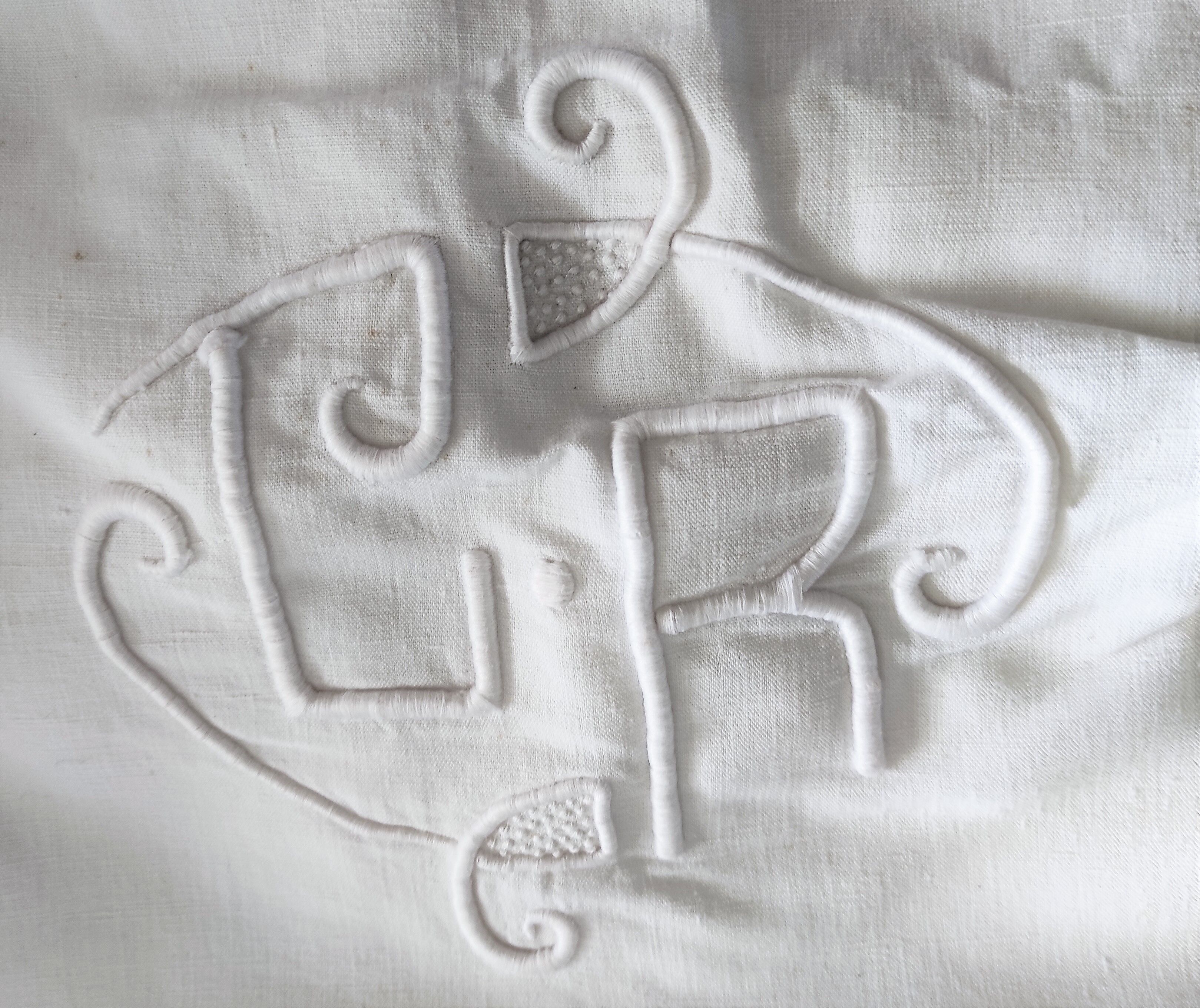 Large monogrammed old embroidered sheet of 235 cm x 330 cm material: linen and cotton