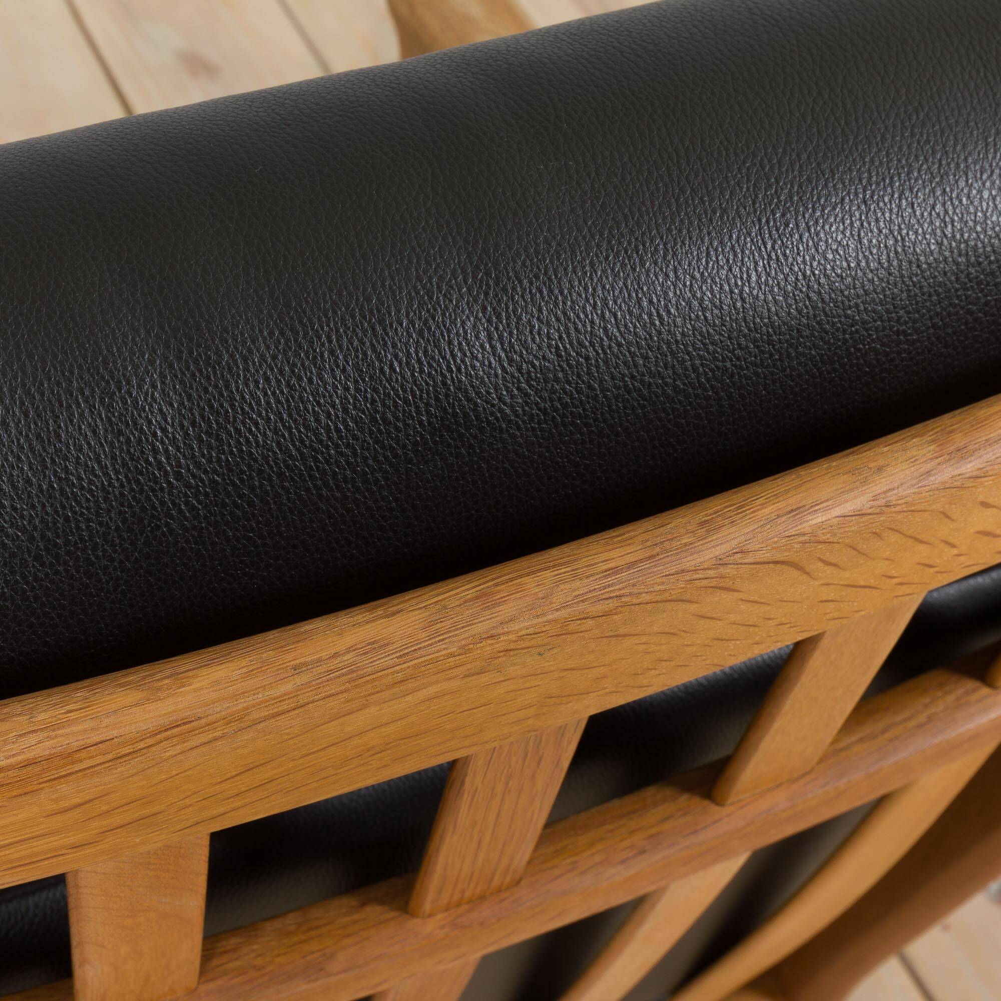 Hans Wegner GE 265 armchair  for Getama in Oak & Black Leather, Denmark