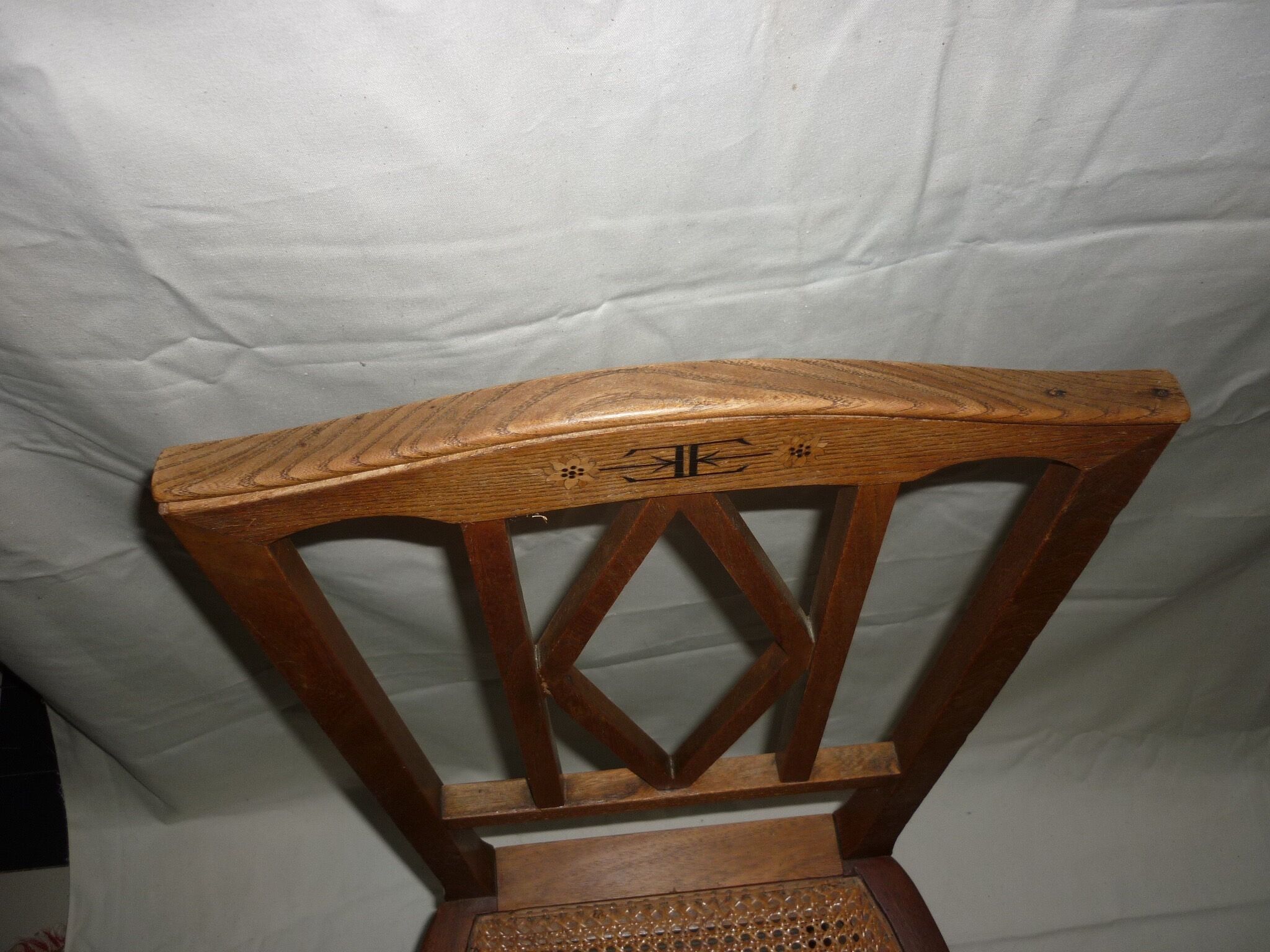 Set chair with small marquetry