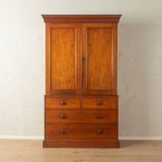 Armoire à linge en lin des années 1840