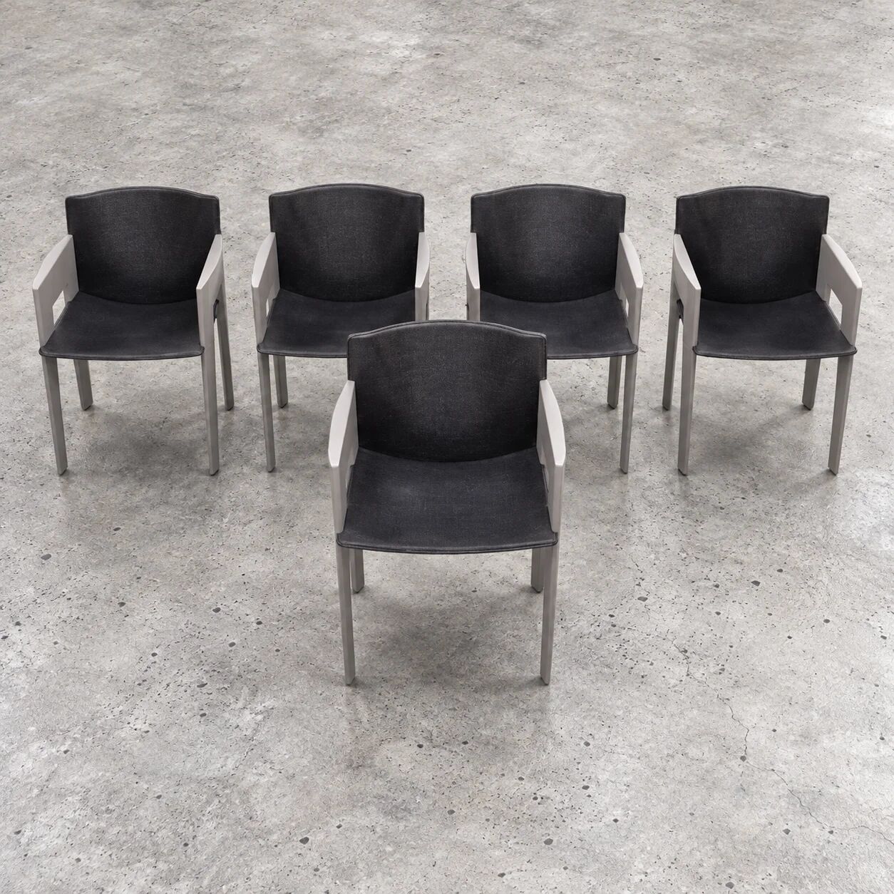 Set of 5 modernist dining chairs by Arnold Merckx for Arco / 1980s