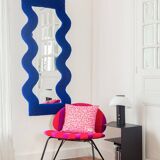 Klein wavy mirror