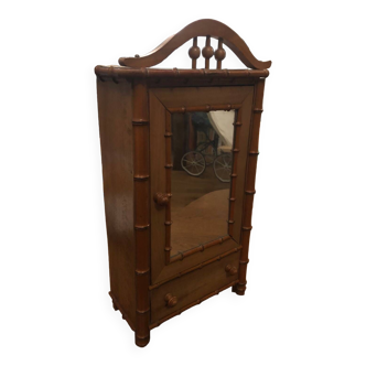 Armoire de poupée 1920