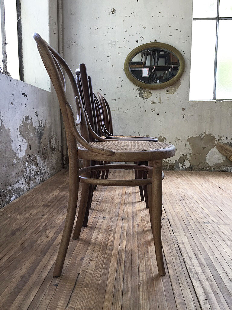 Lot 4 bistro chairs Thonet No.19, 20 & 208