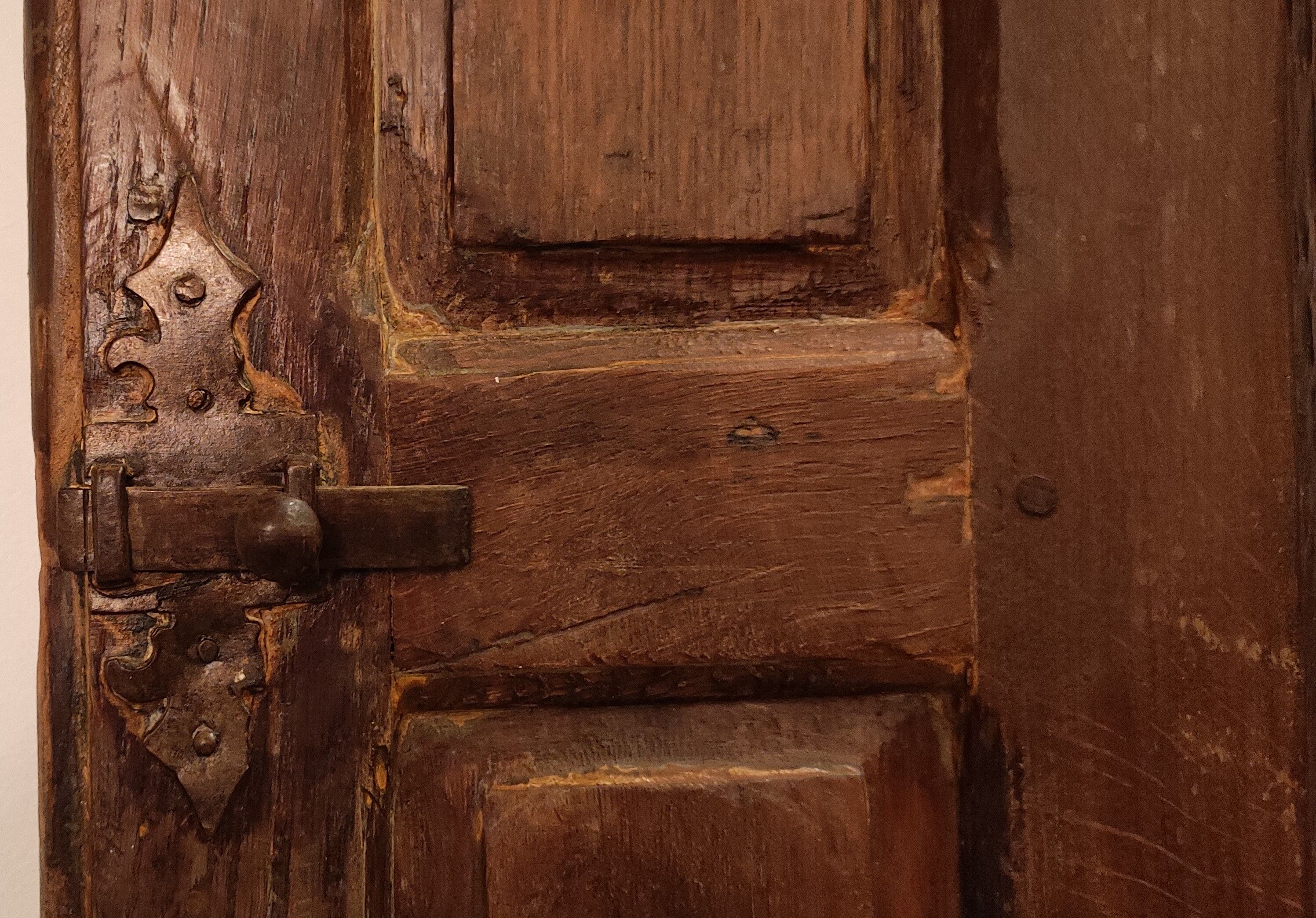 Old door of the seventeenth century