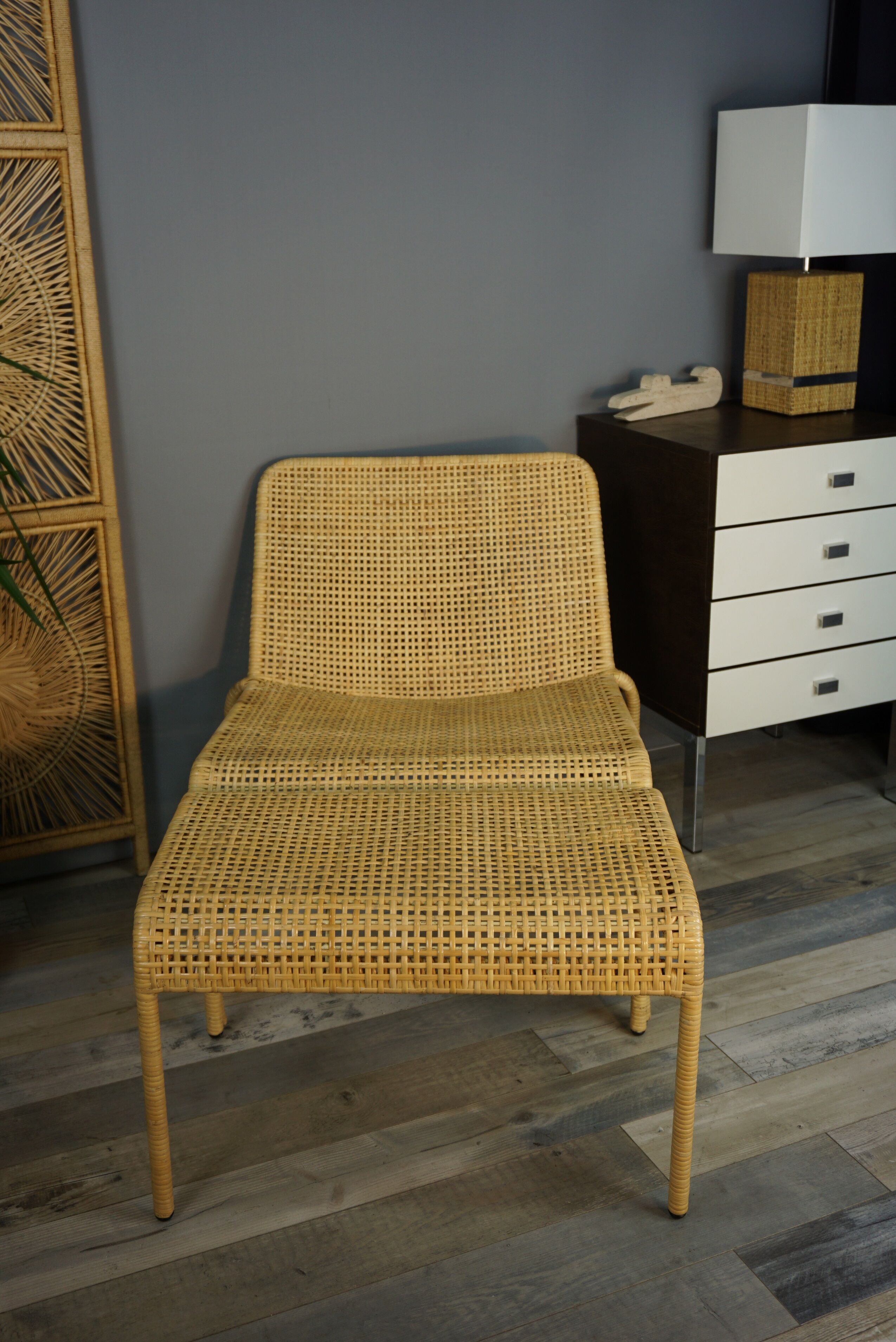 Rattan lounge warmer and matching ottoman sound