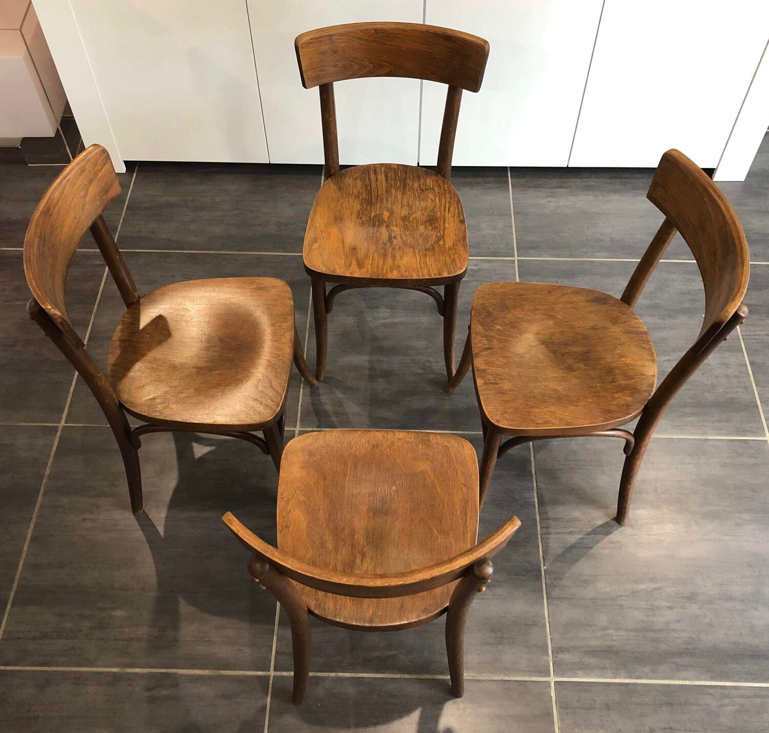 Suite de 4 chaises de bistrot Thonet, années 1960