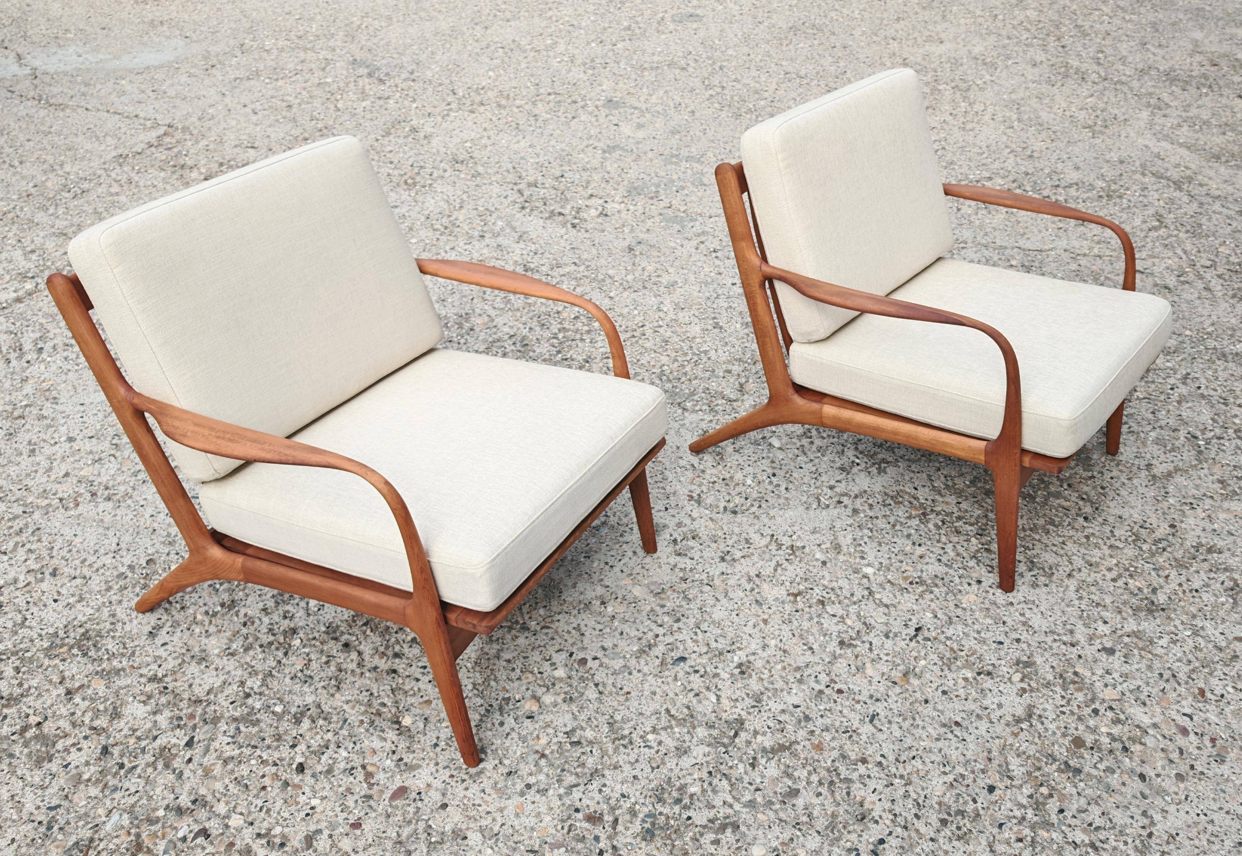 Pair of Mid Century Modern armchairs Adrian Pearsall model 2315-C 1960s