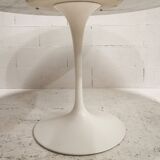 Marble round dining table, Eero Saarinen, Knoll International