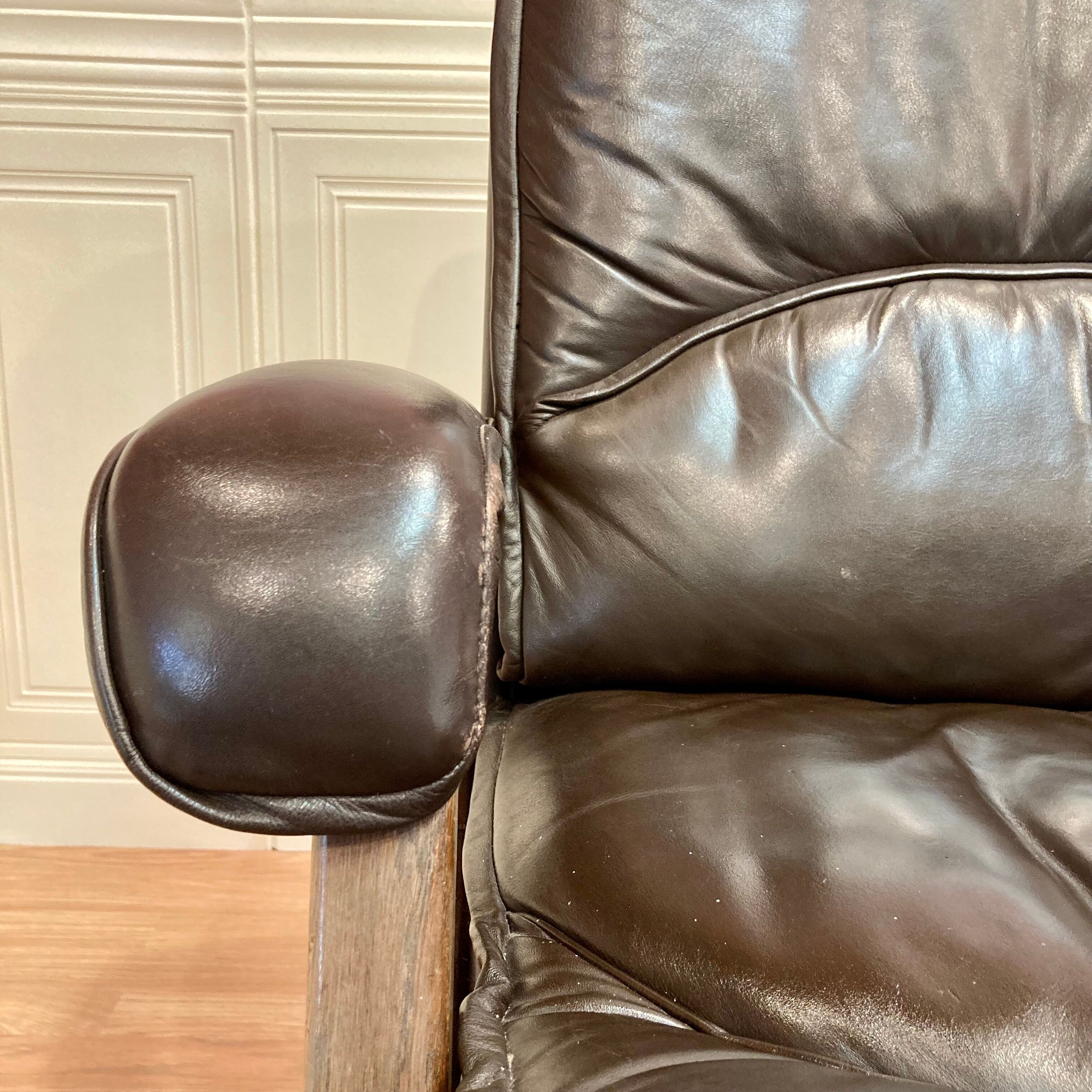 Swivel armchair and its ottoman "drabert" for "gerd lange".
