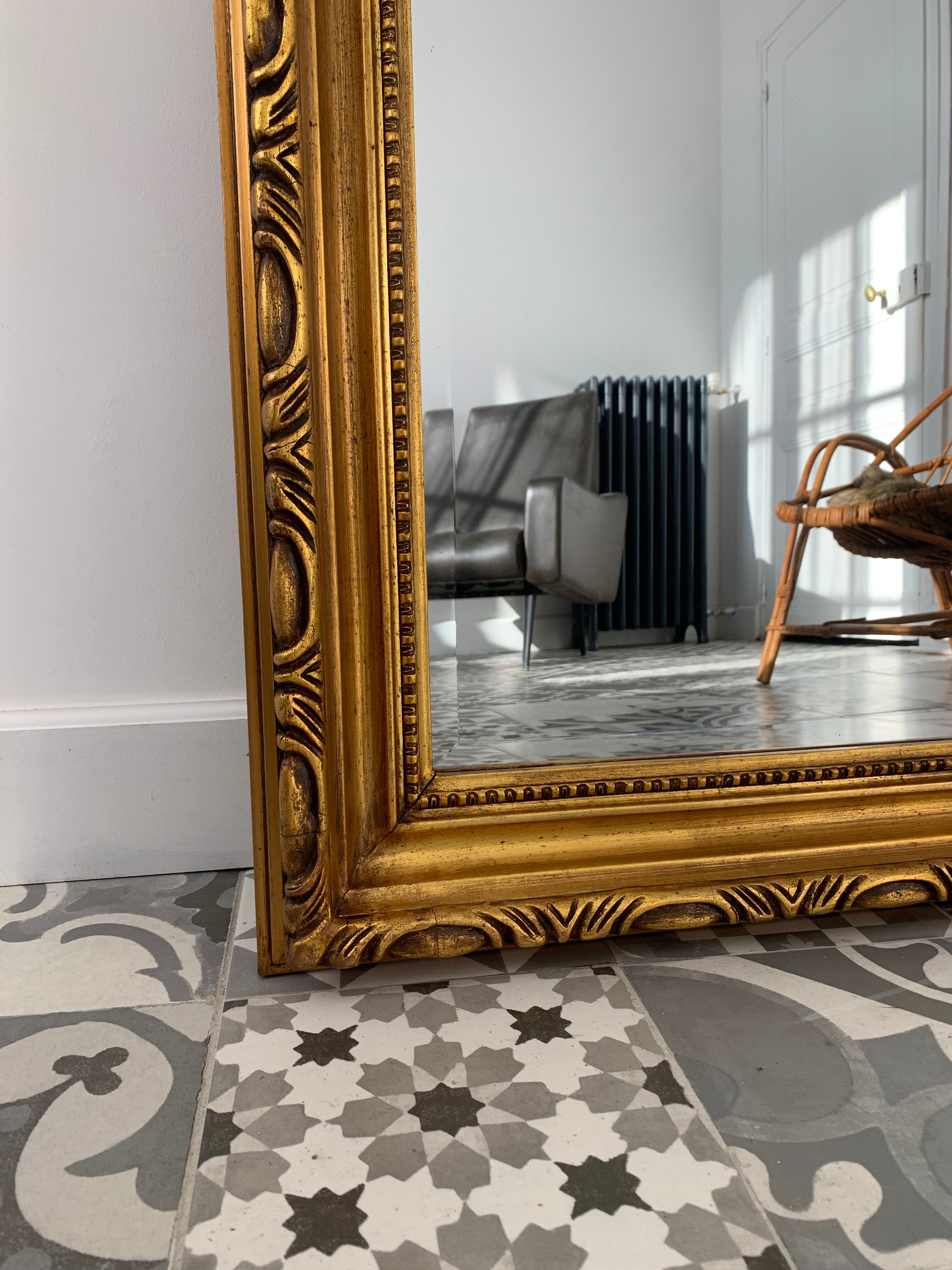 Old beveled mirror 159x99cm