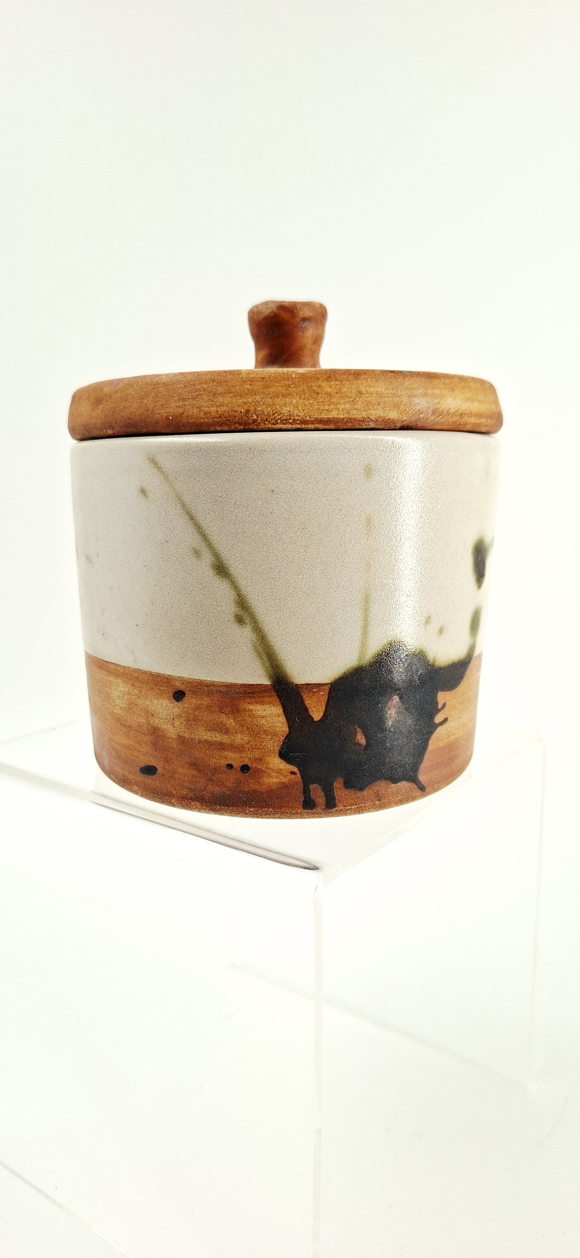Lidded pot in stoneware — La Colombe pottery, 1970s