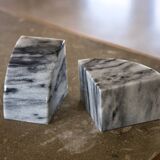 Serre-livres en marbre