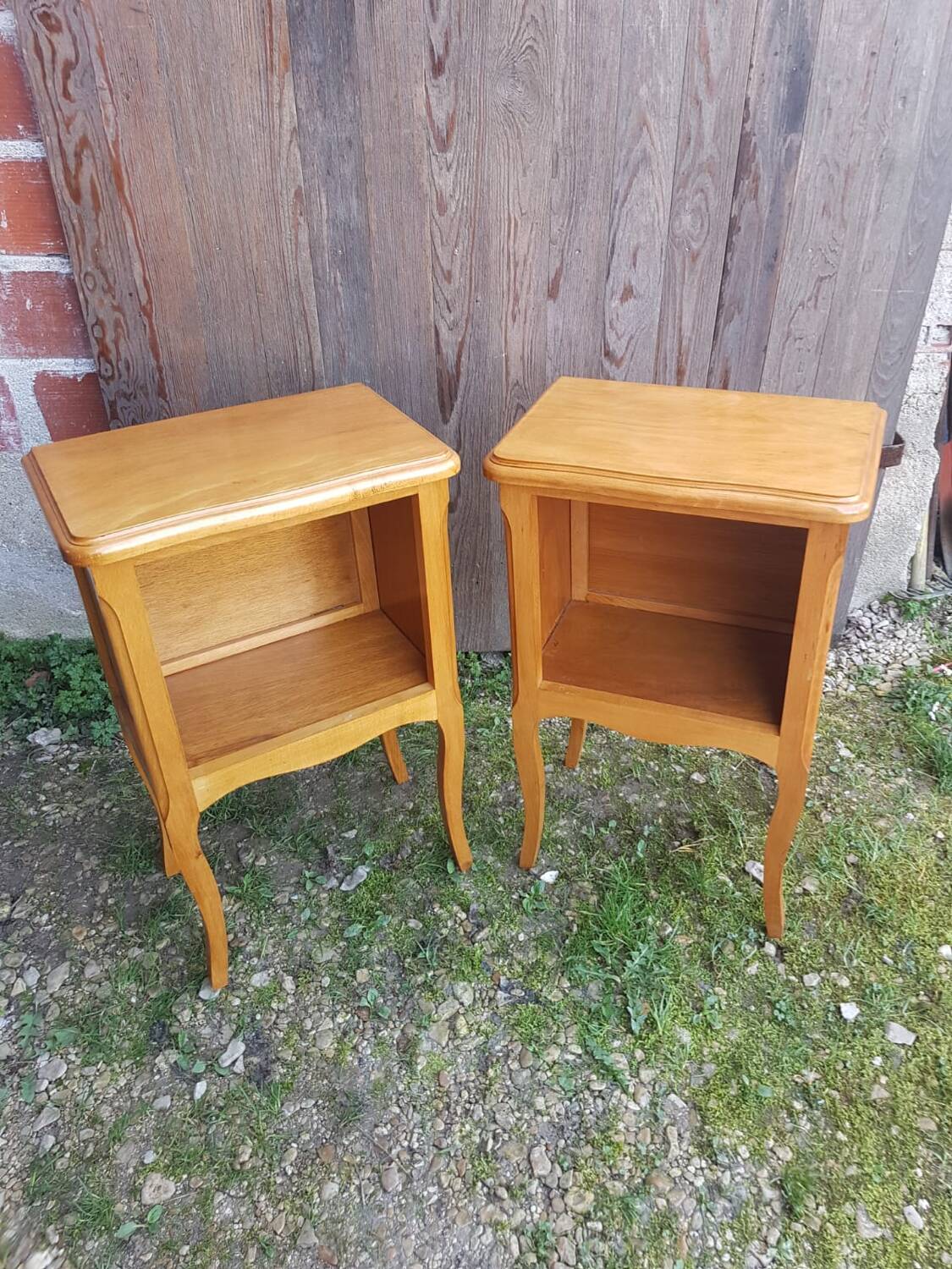 Pair of bedside nightstands with vintage wooden case