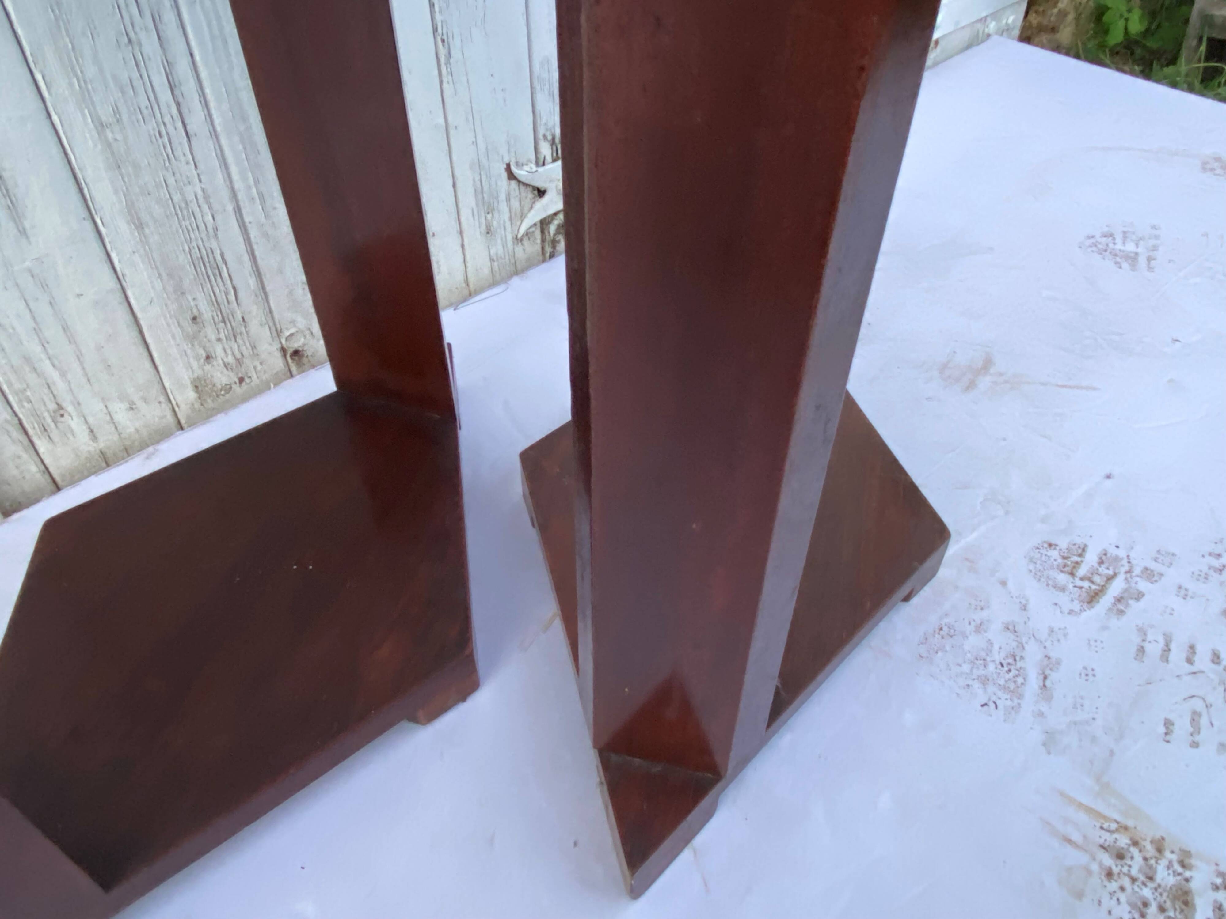 Pair of art deco harnesses, end tables, diamond side tables, 1930