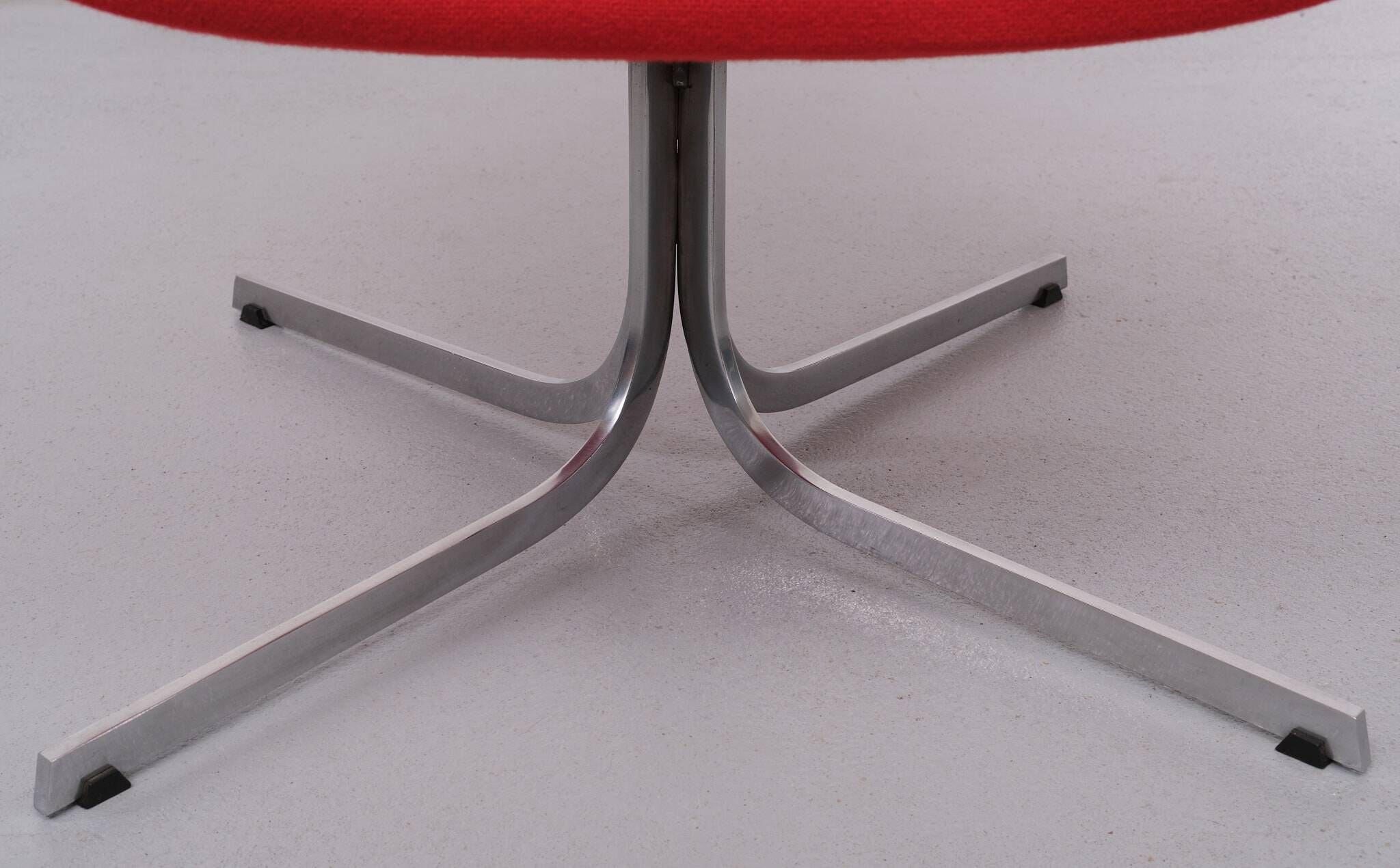 Pierre Paulin Lounge chair '' Big Tulip '' Artifort 1960s