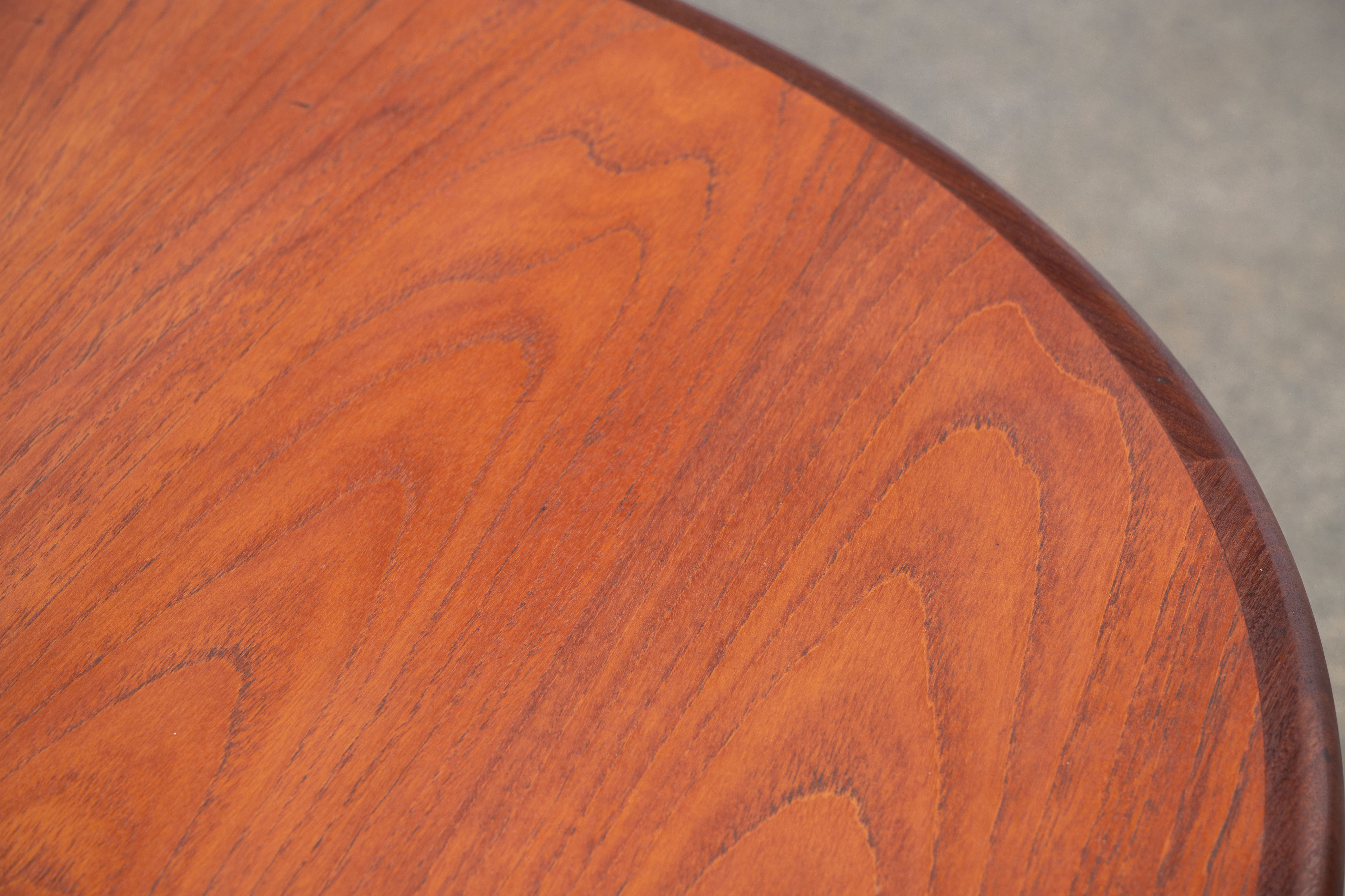 Vintage Scandinavian Table – 163 cm / 208 cm