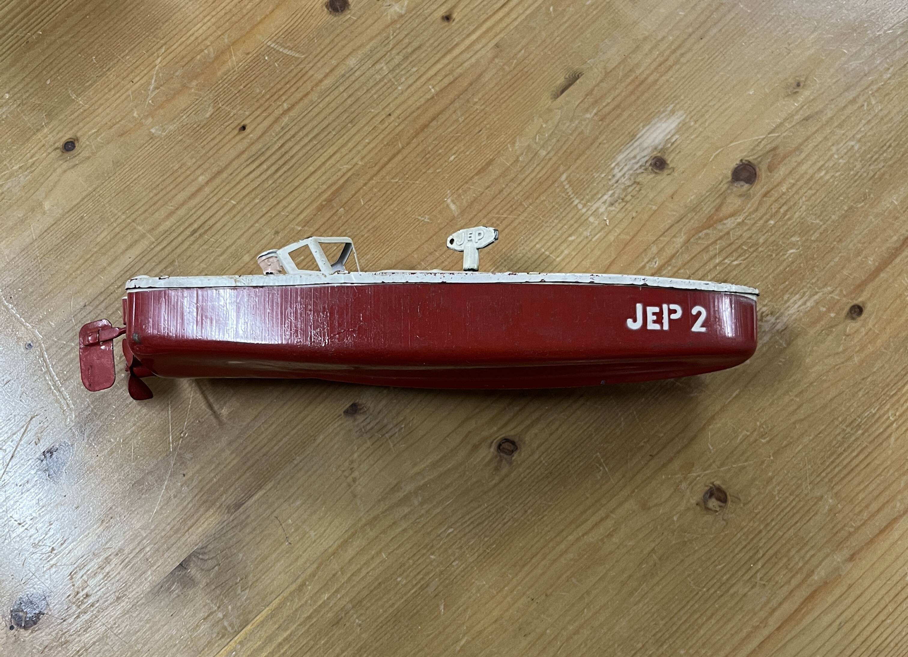 Canot JEP 2 mécanique en tôle