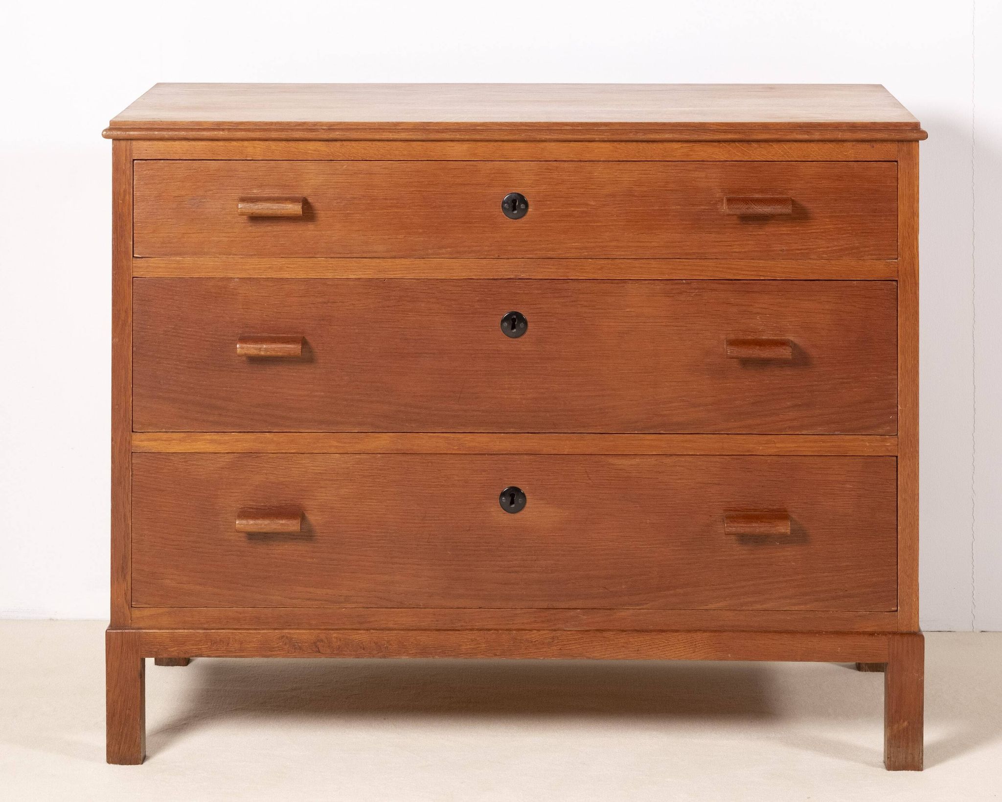 Commode Funkis des années 1930 en chêne, Suède