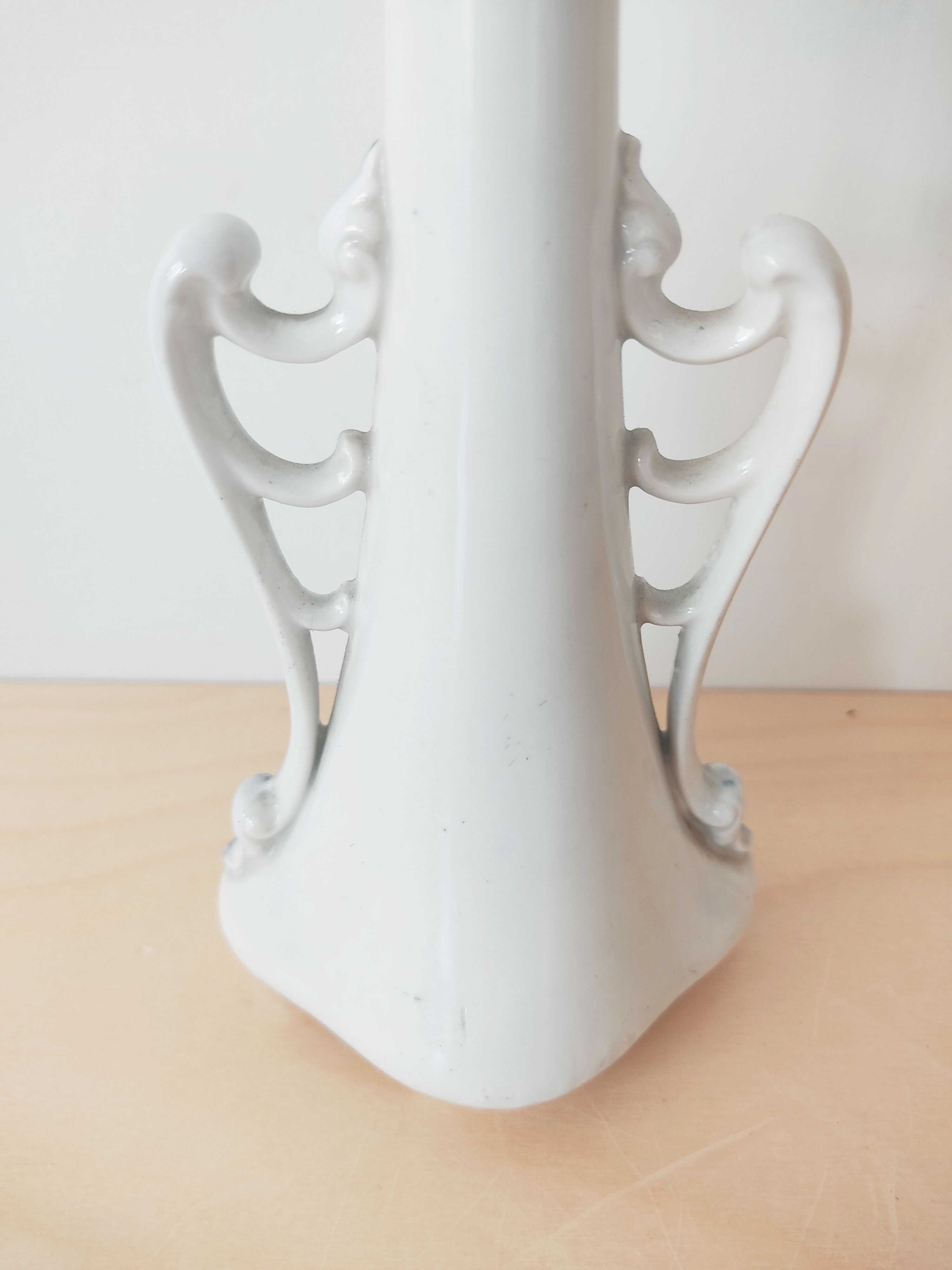 Bougeoir delft avec décor moulins