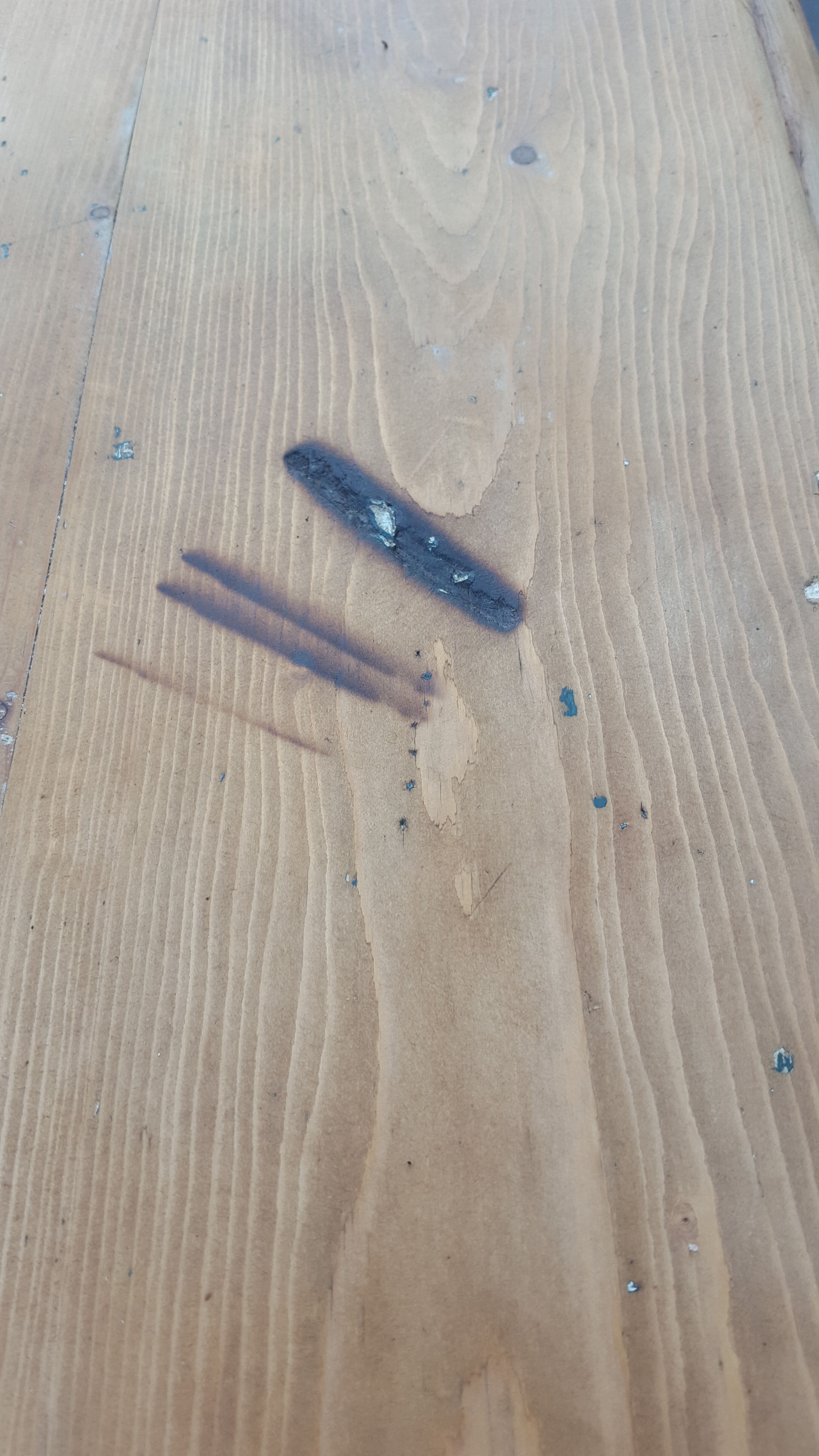 Black and wood table desk