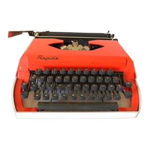 Machine à écrire rouge