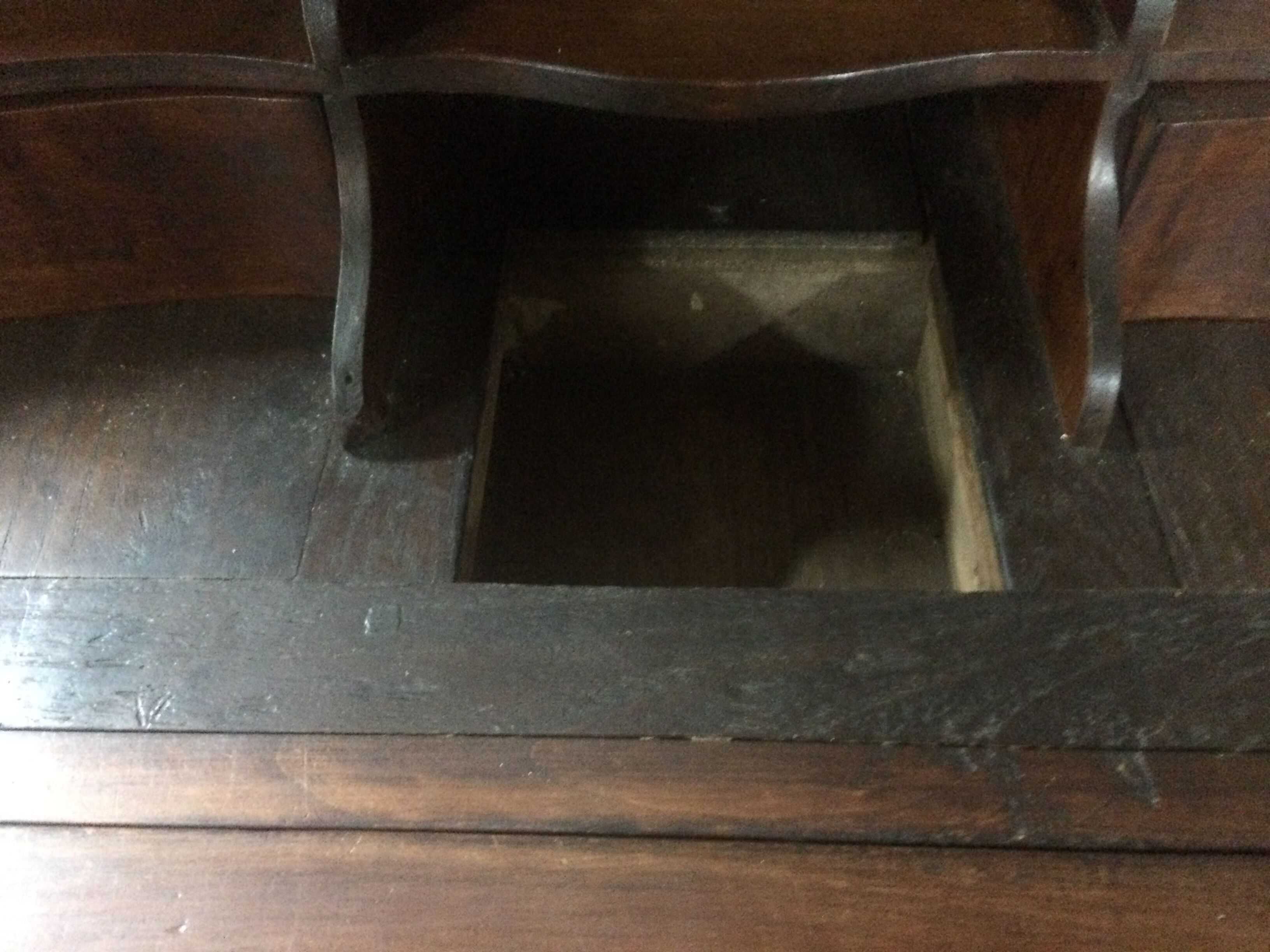 Secrétaire époque 19eme