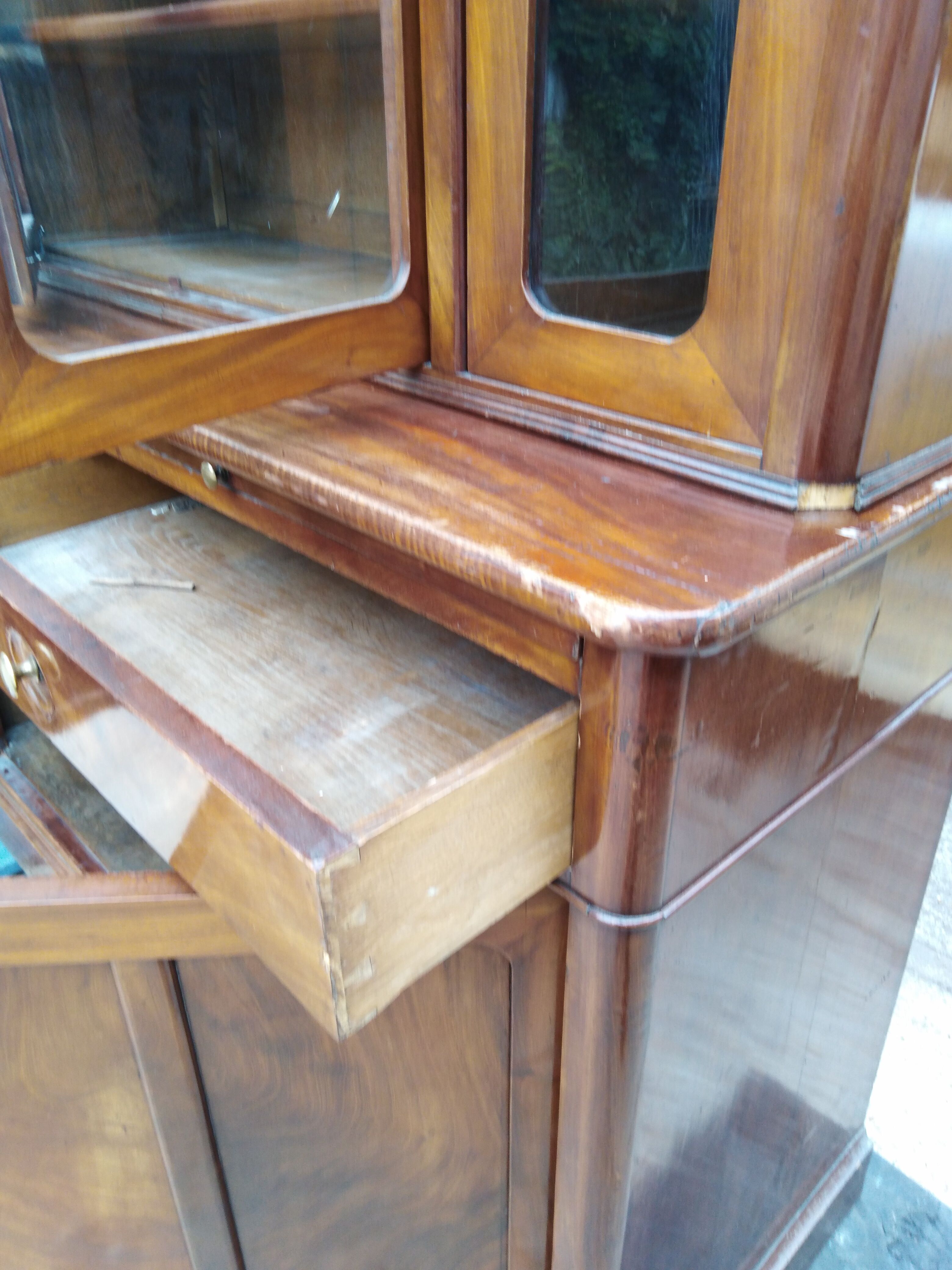 Mahogany showcase buffet library