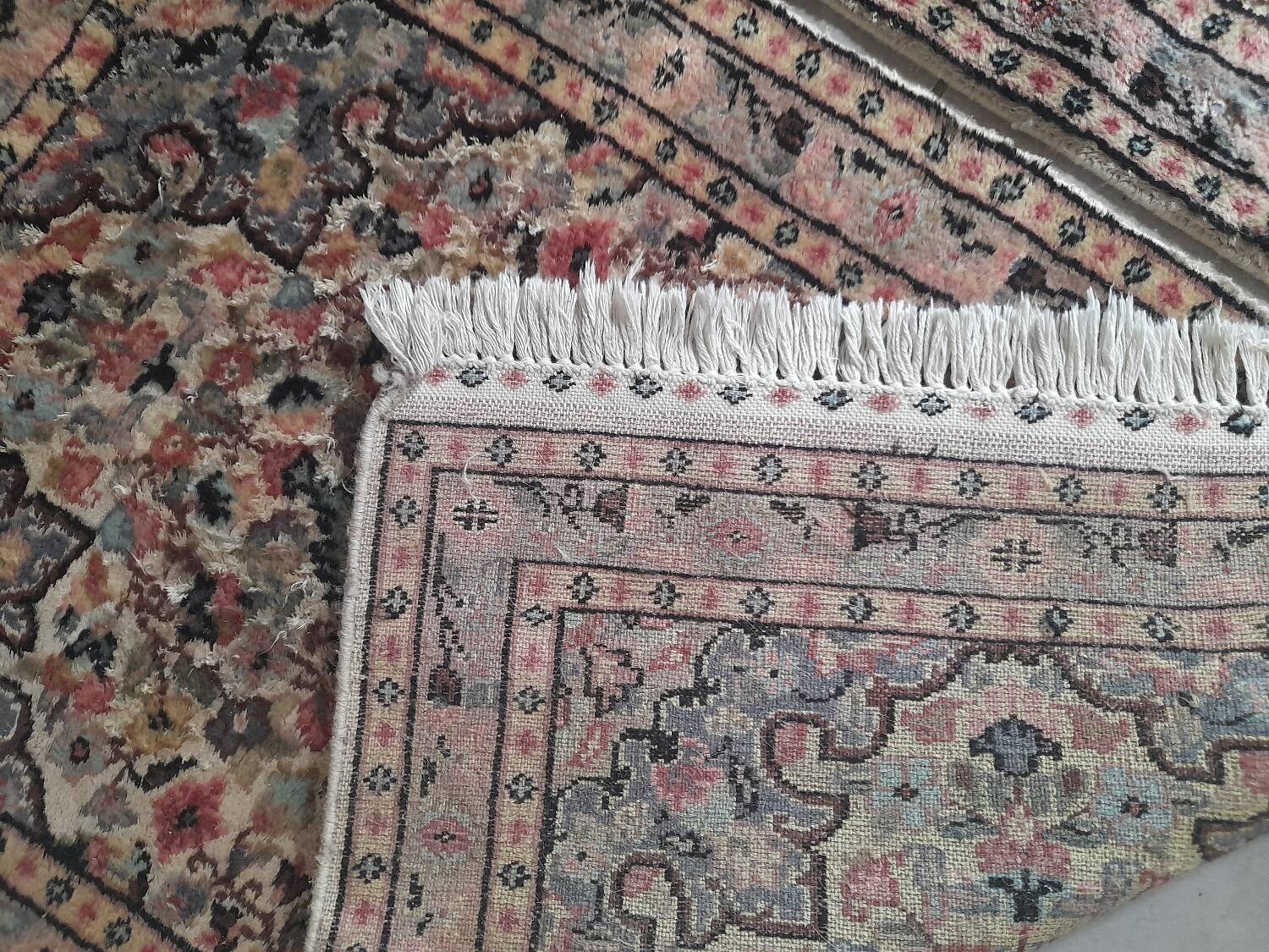 Pair of handmade oriental rugs 98x65cm