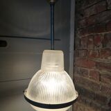 Holophane sphere suspension