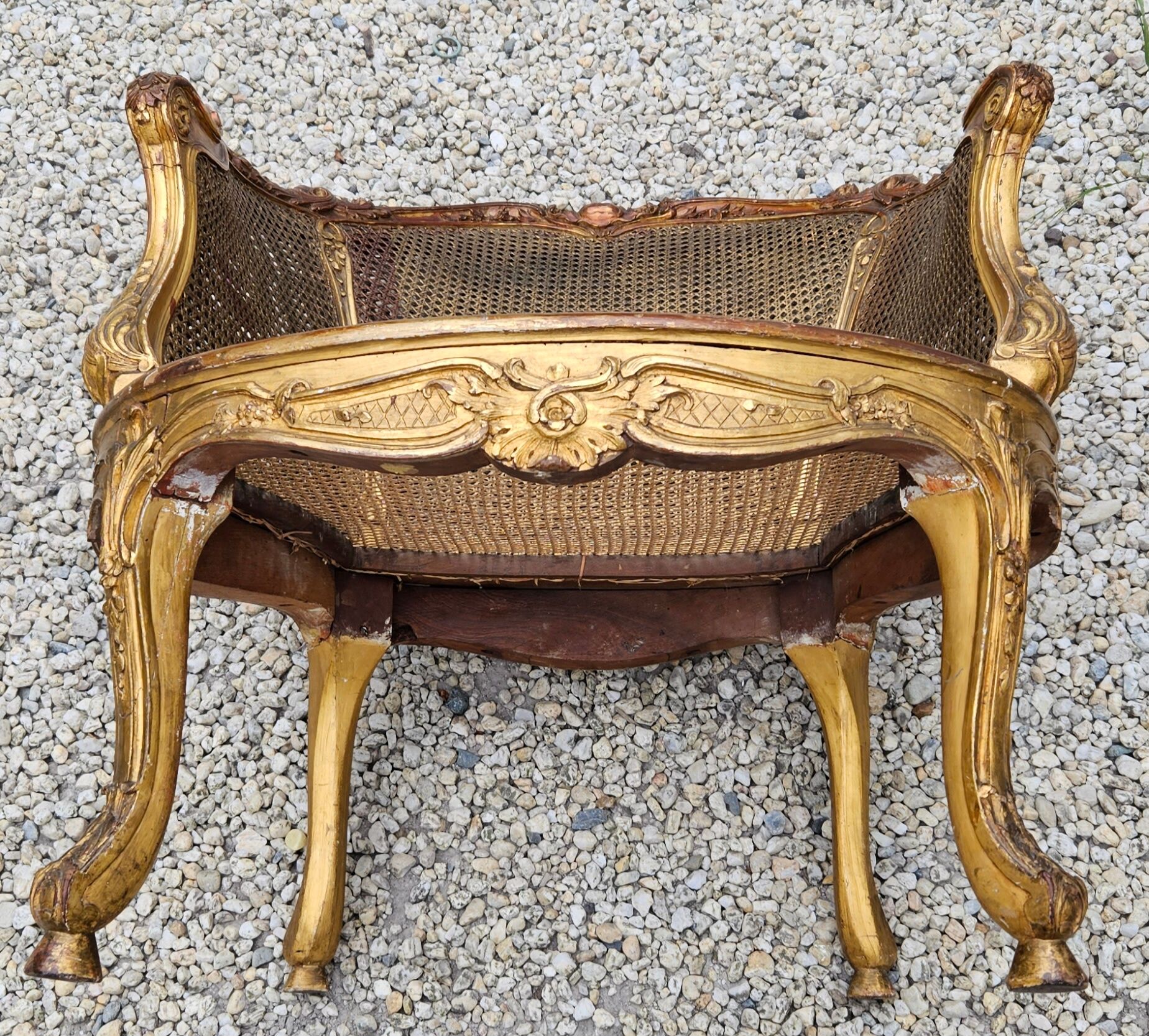 Gilded wood armchair and double canning