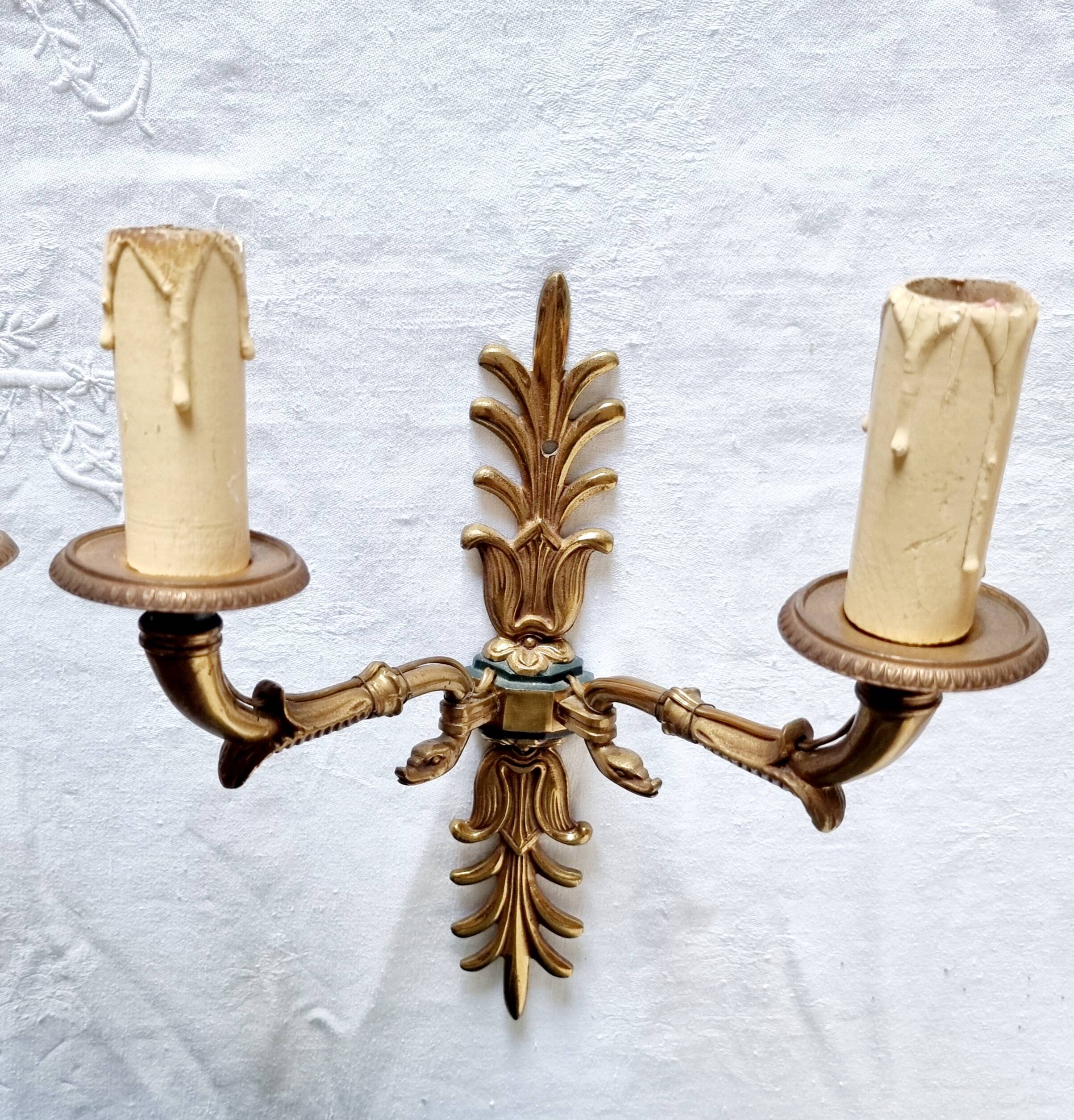 Pair of Empire style wall sconces in gilded bronze and Empire green, mid