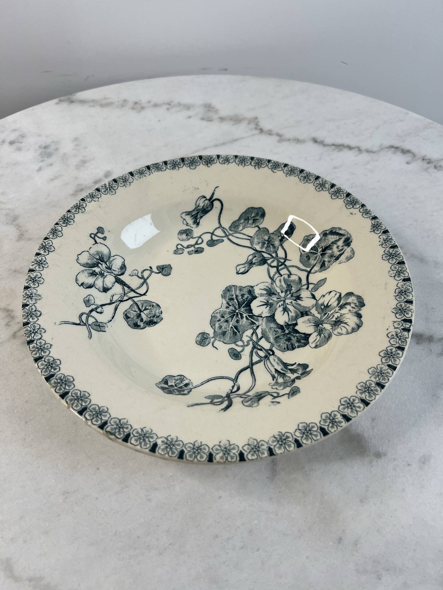 Gien terre de fer — capucine collection deep plate