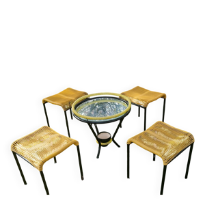 Salon de jardin comprenant - scoubidou