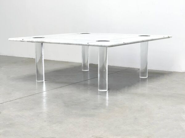 Table basse en marbre