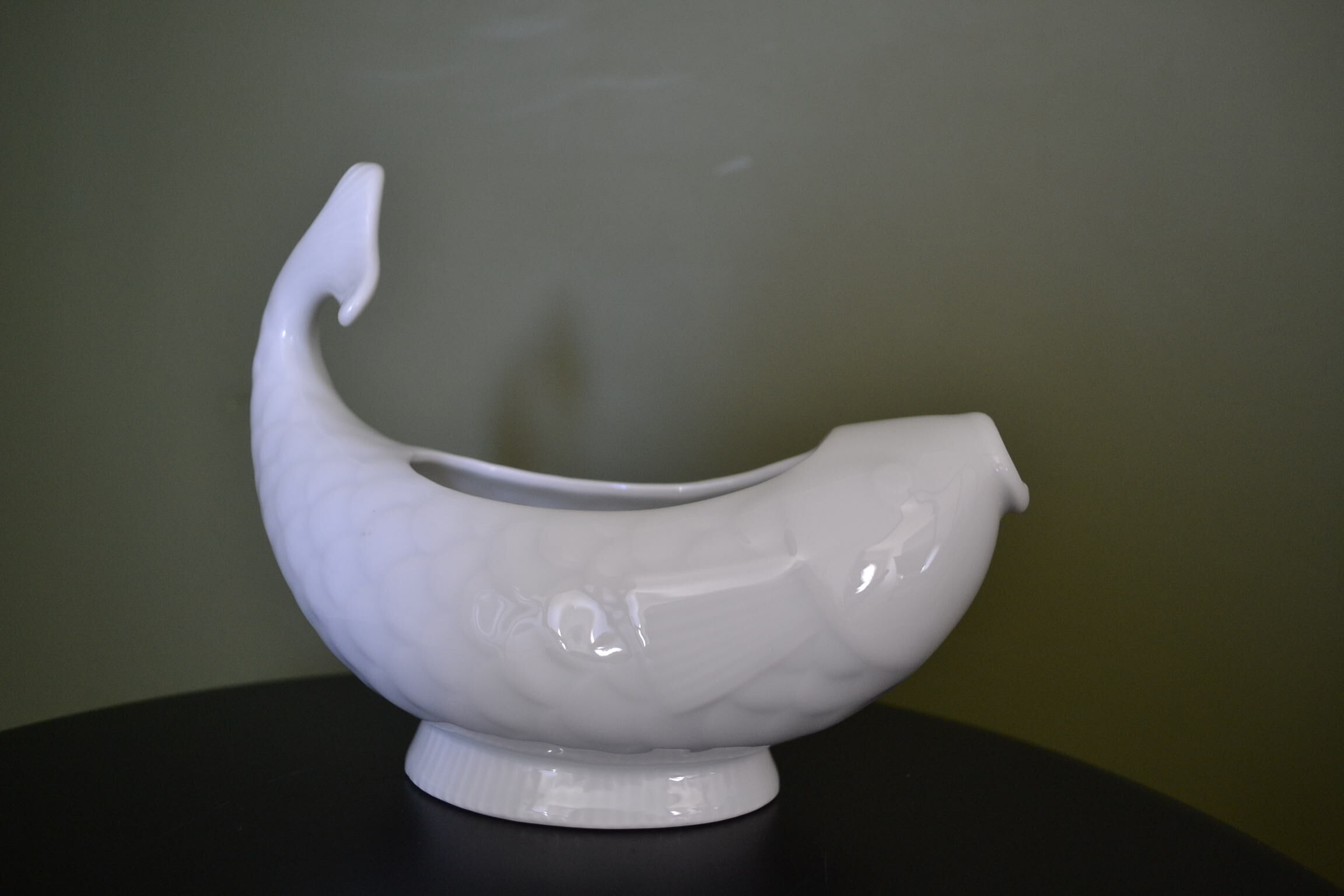 White porcelain fish