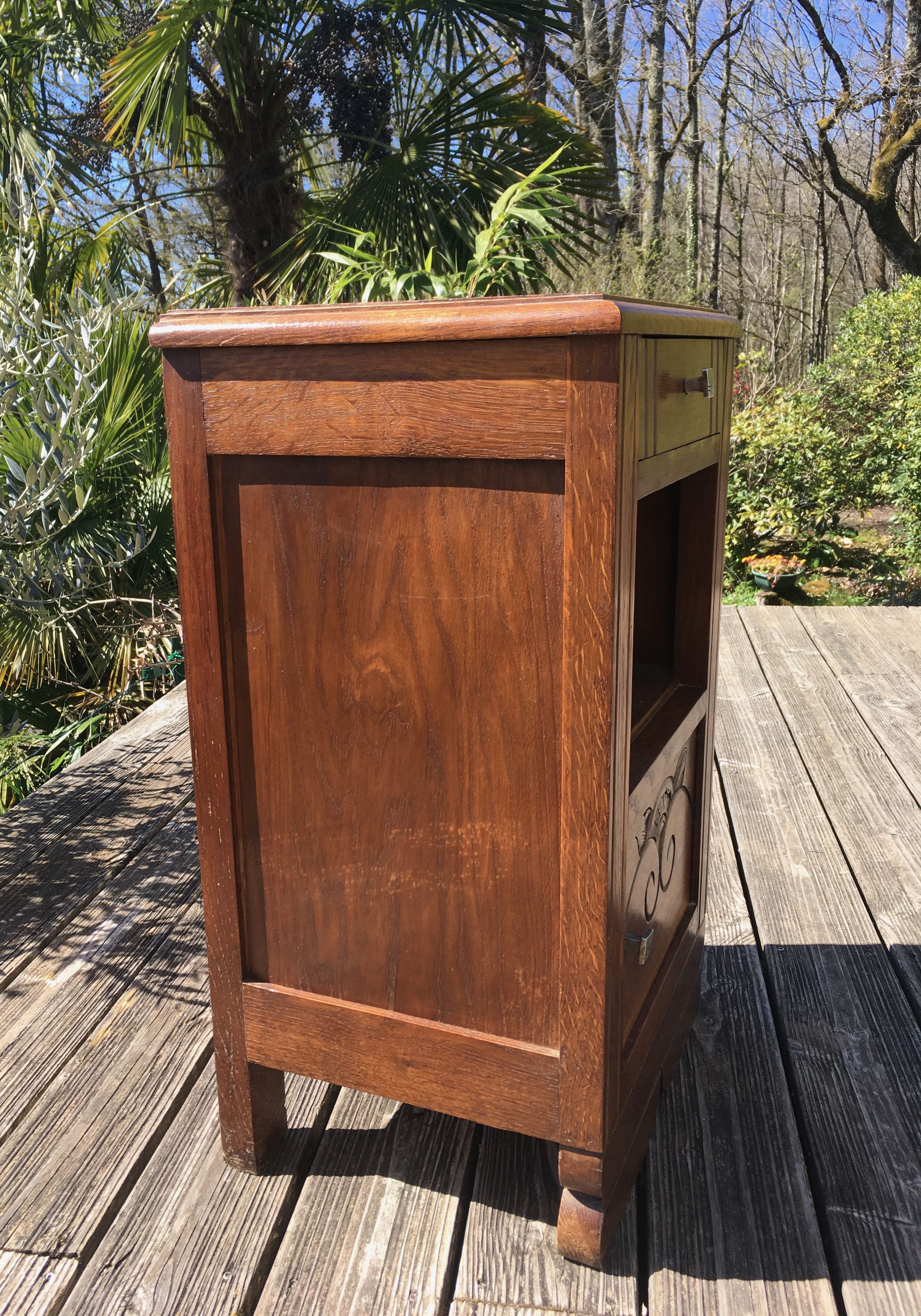 Table de chevet art nouveau marbre rose
