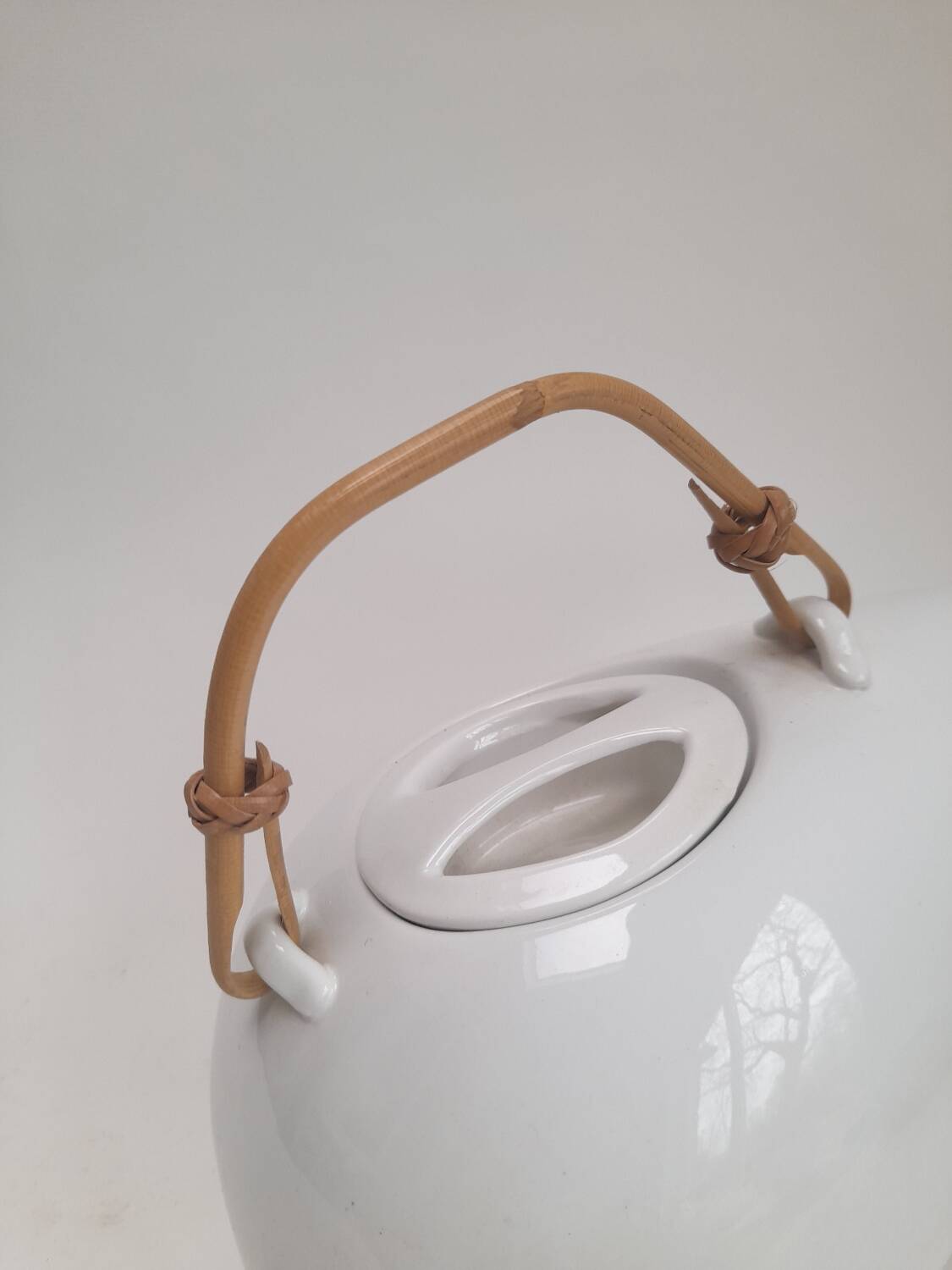 Porcelain teapot Broste Copenhagen