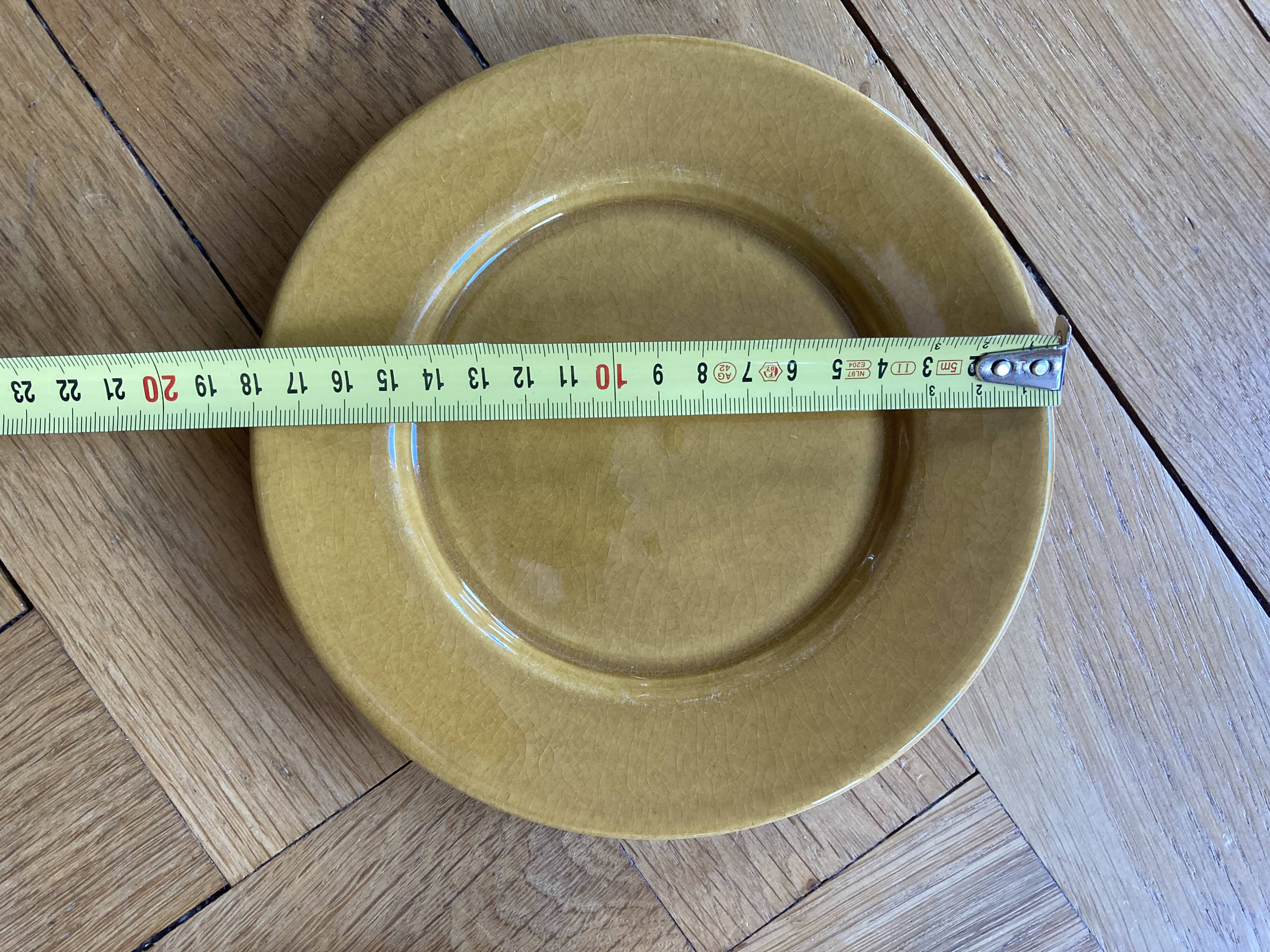 Bowls and ceramic plates from Beauce by Jean Cartier